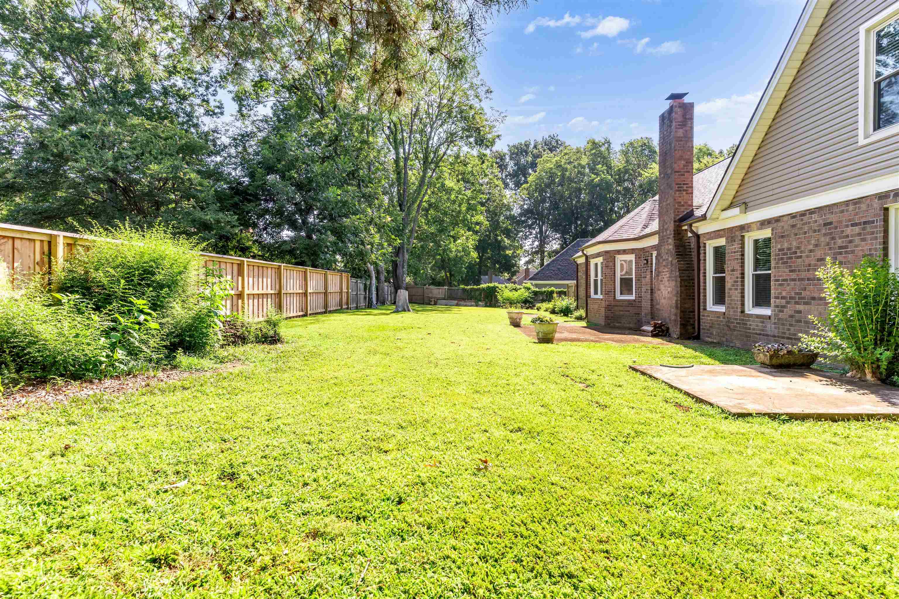 636 N Fox Chase Cv Property Photo 36