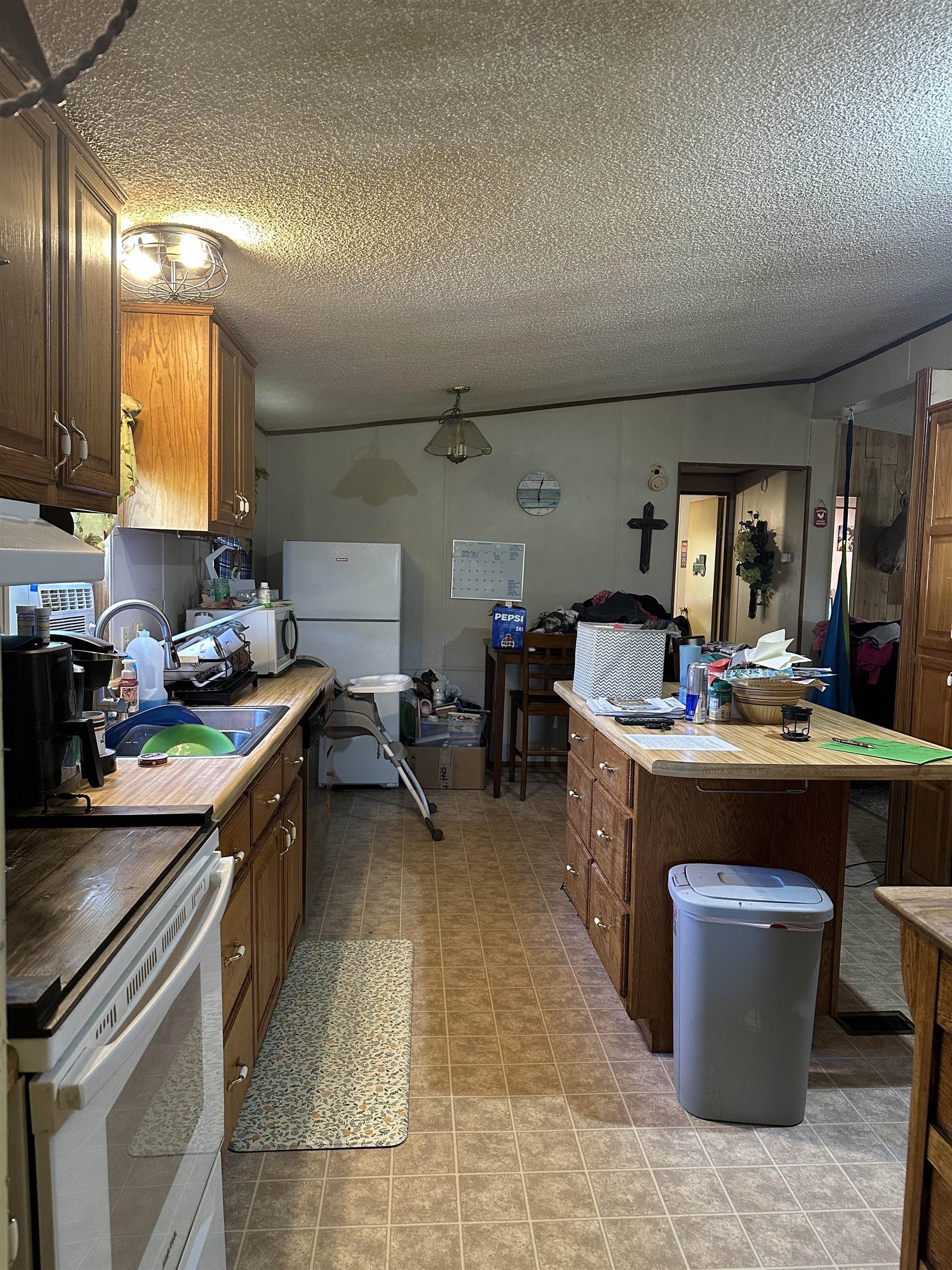 426 Gordon Rd Property Photo 5