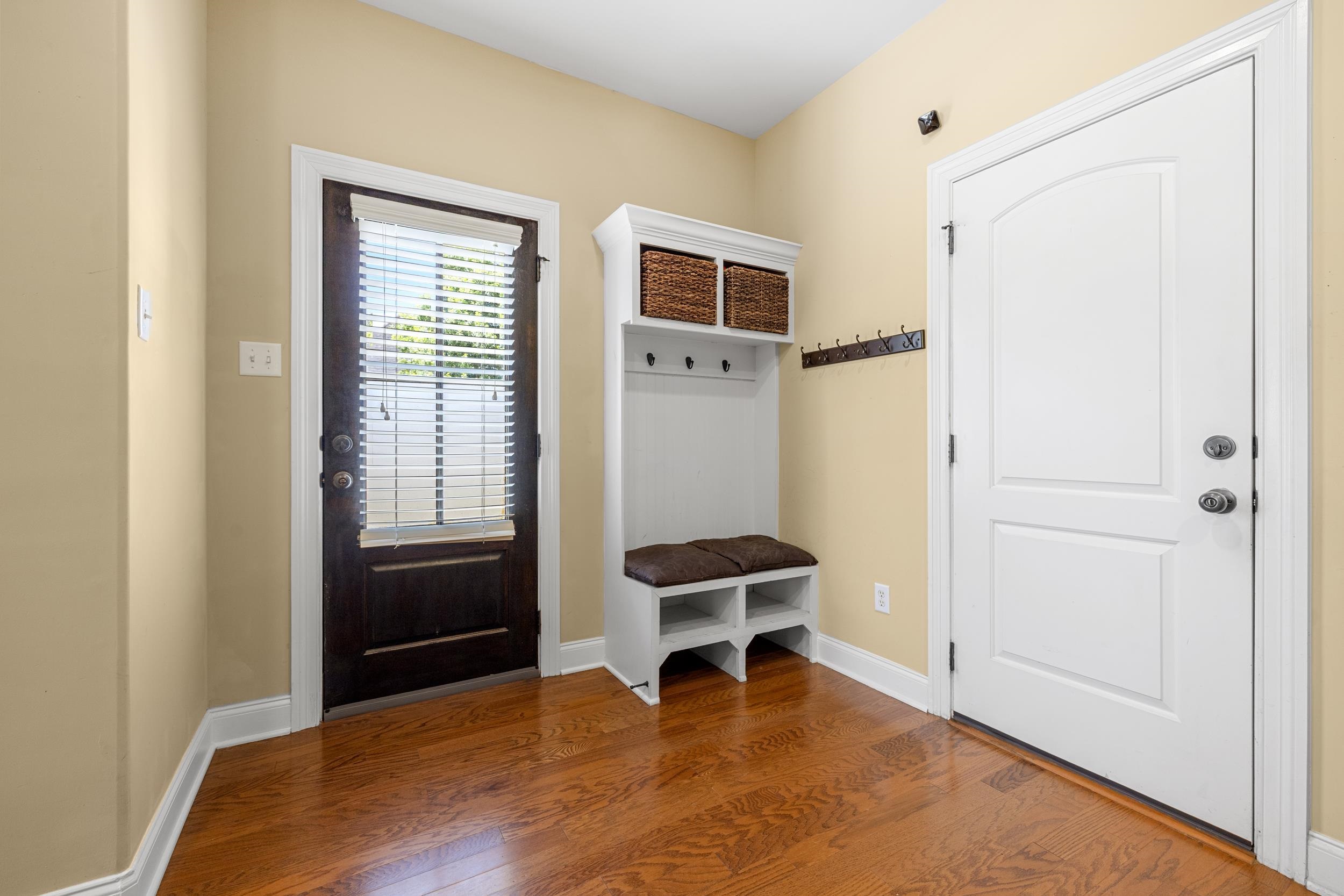 1371 Raindrop Dr Property Photo 14