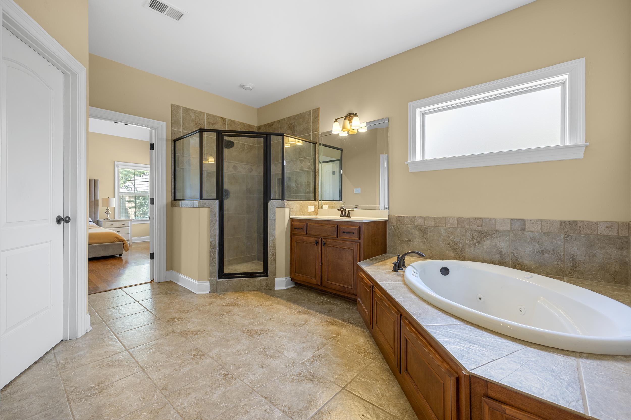 1371 Raindrop Dr Property Photo 18