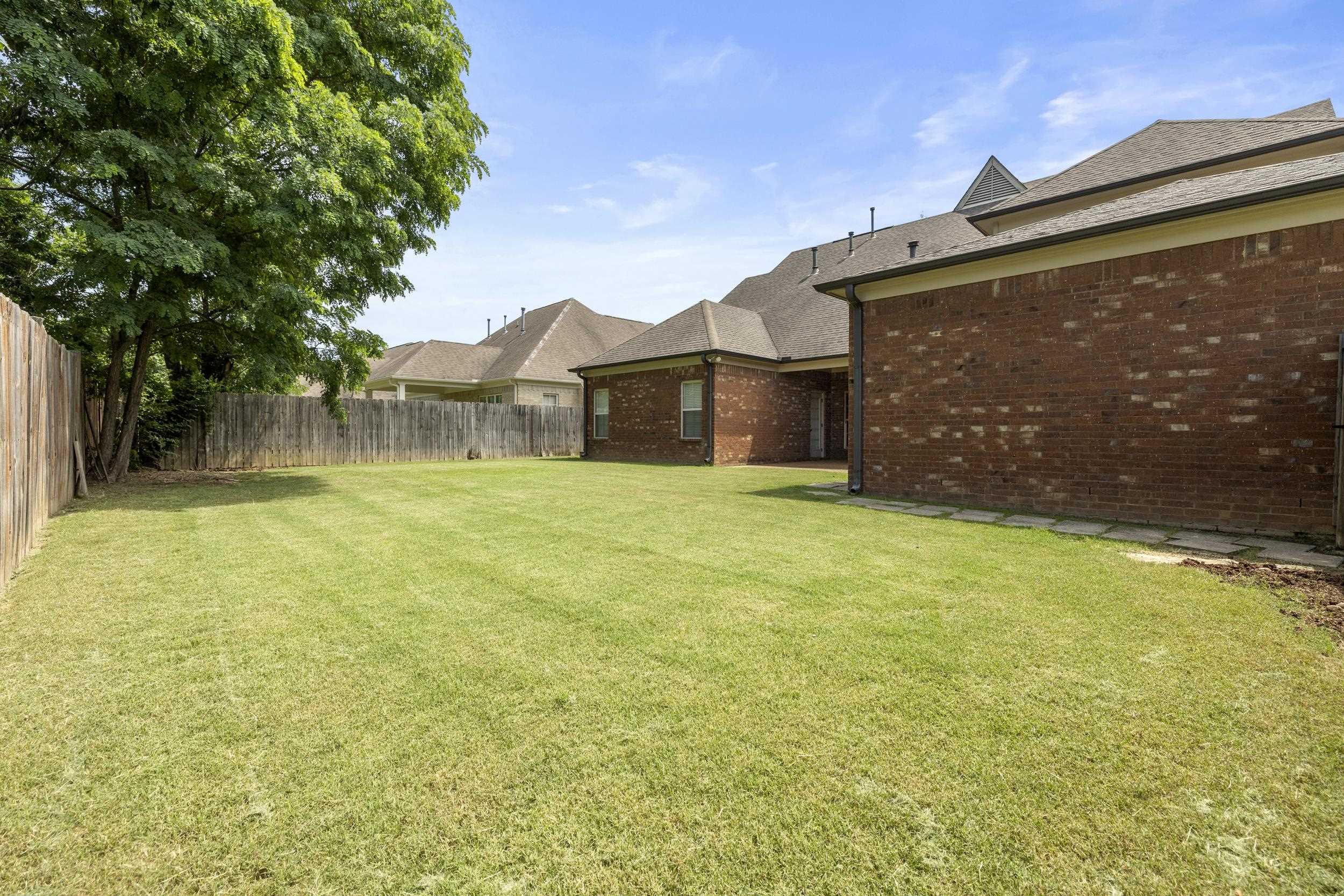 1371 Raindrop Dr Property Photo 31