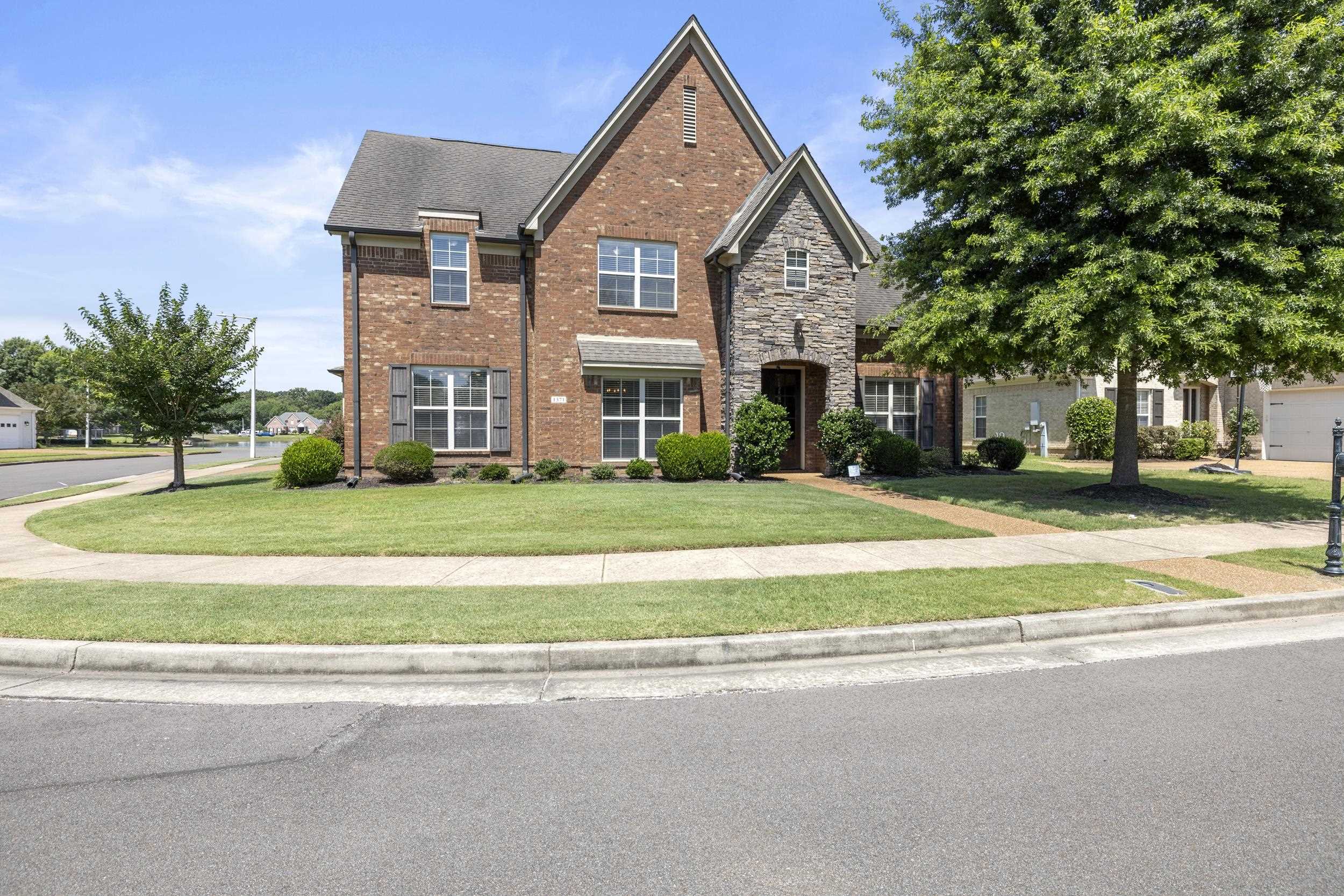 1371 Raindrop Dr Property Photo 33