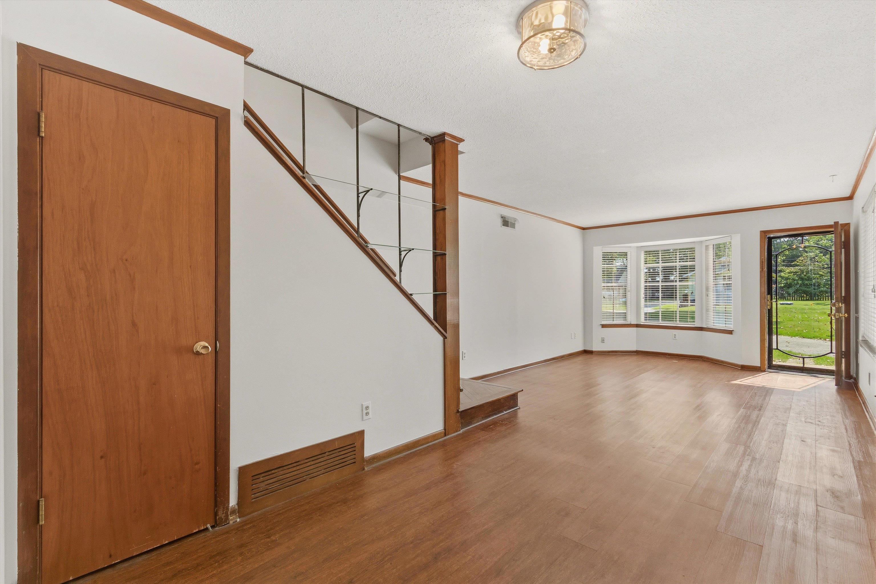 207 S Idlewild St Property Photo 31