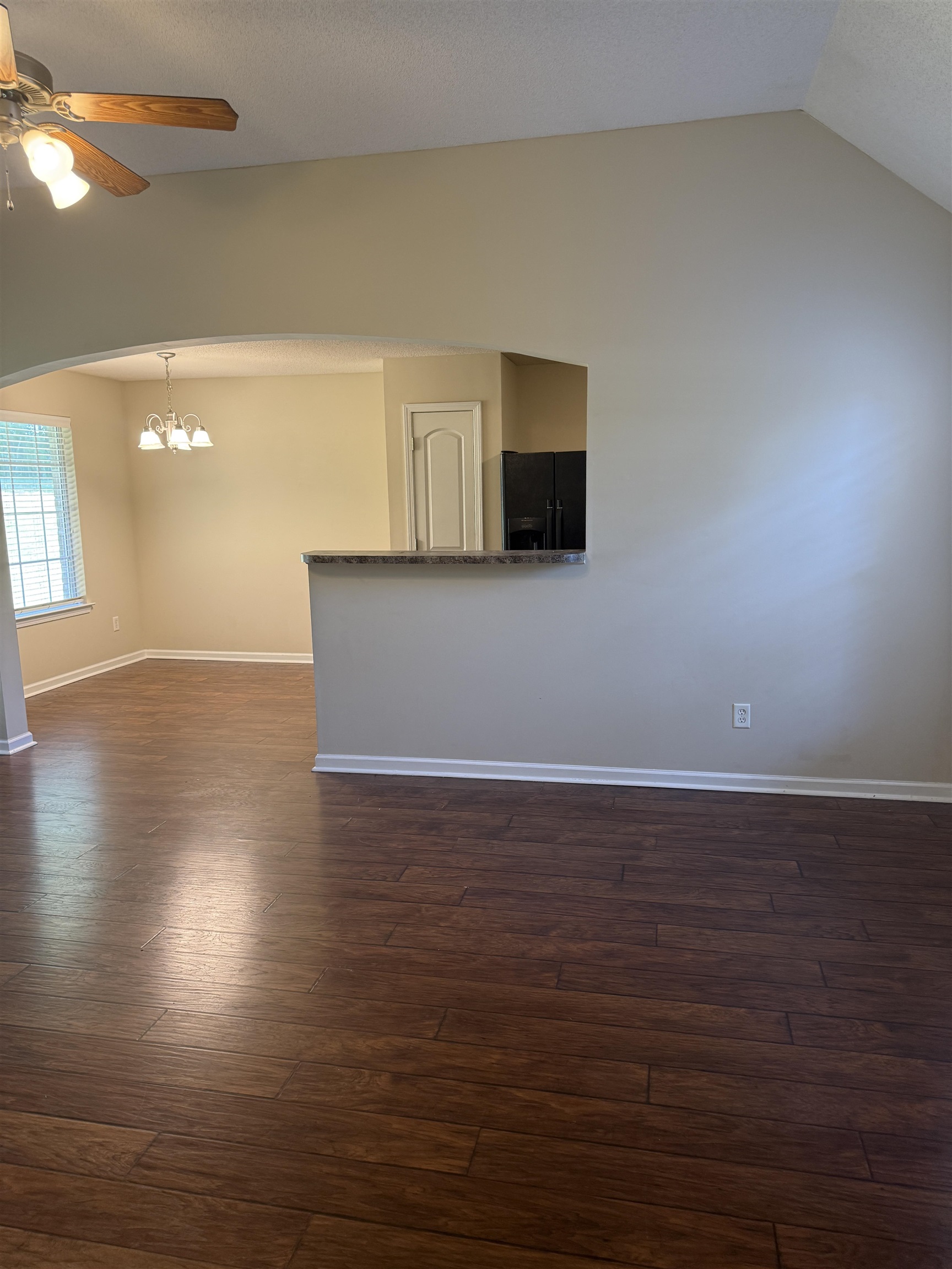 10389 Redmond Dr Property Photo 9