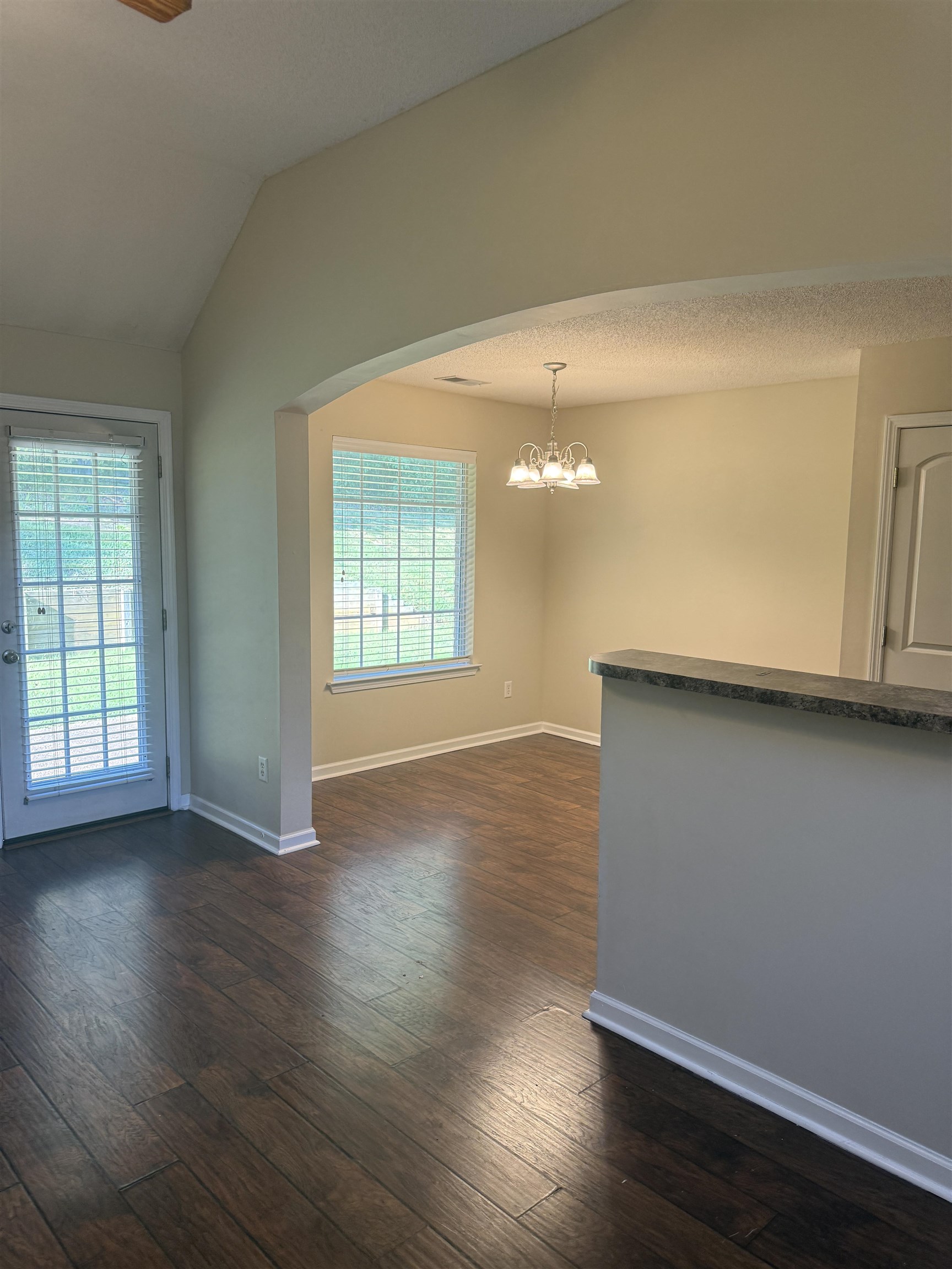 10389 Redmond Dr Property Photo 11