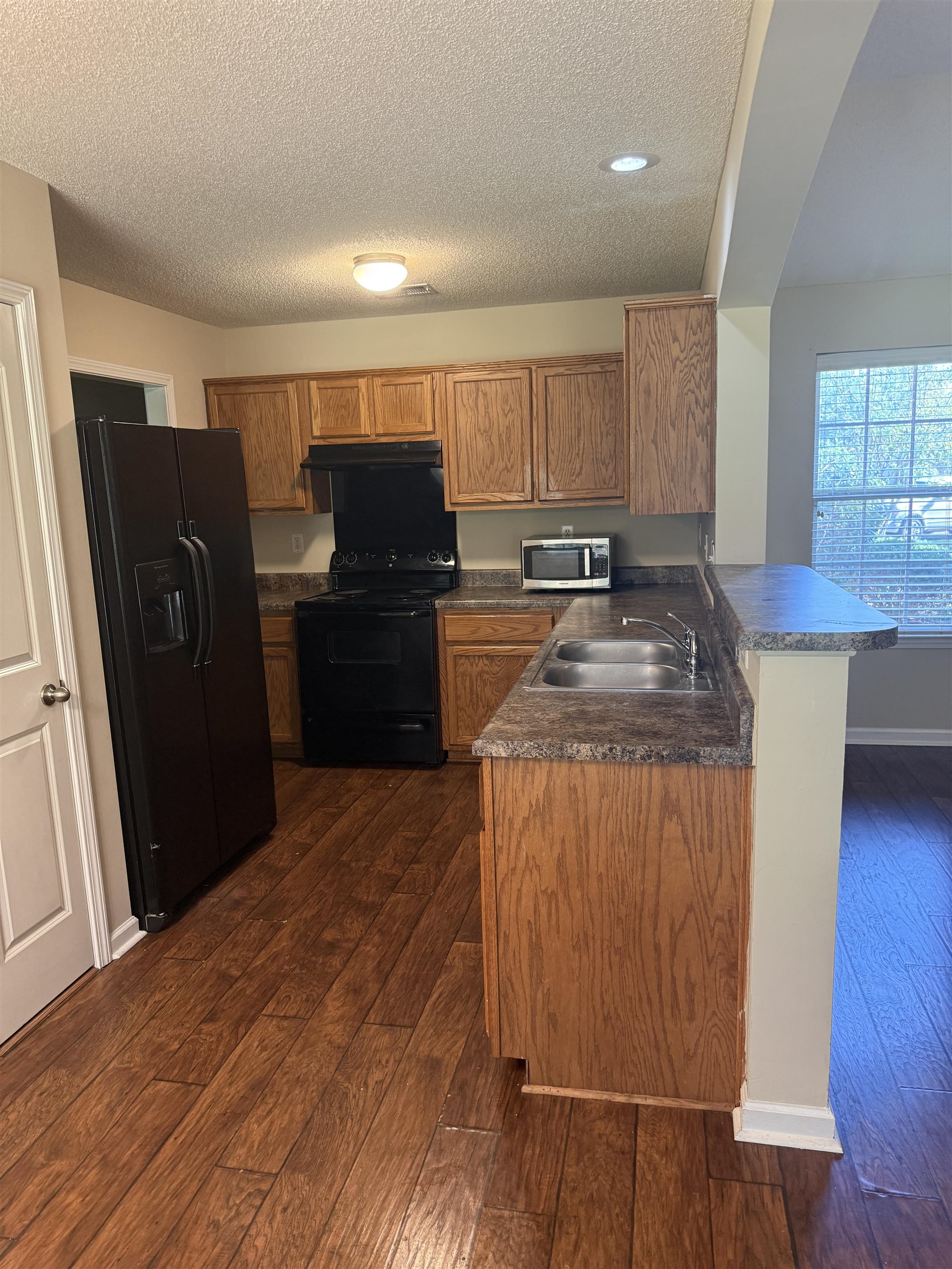 10389 Redmond Dr Property Photo 12