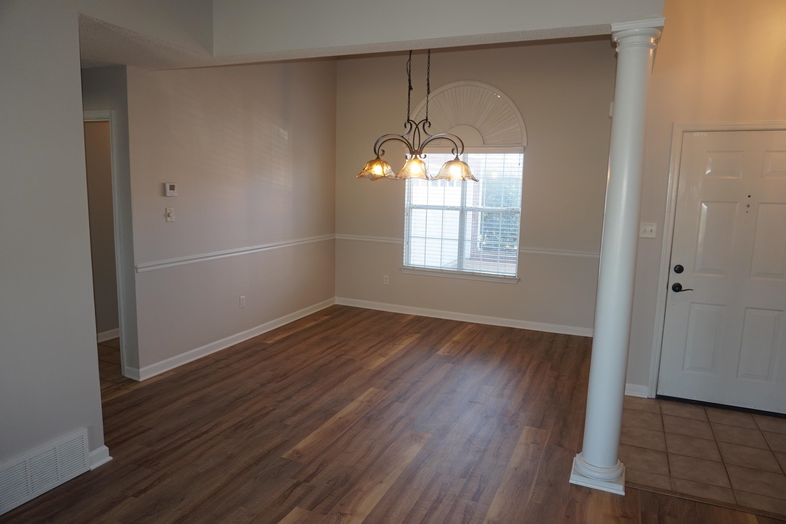 5144 Jon Oak Dr Property Photo 5