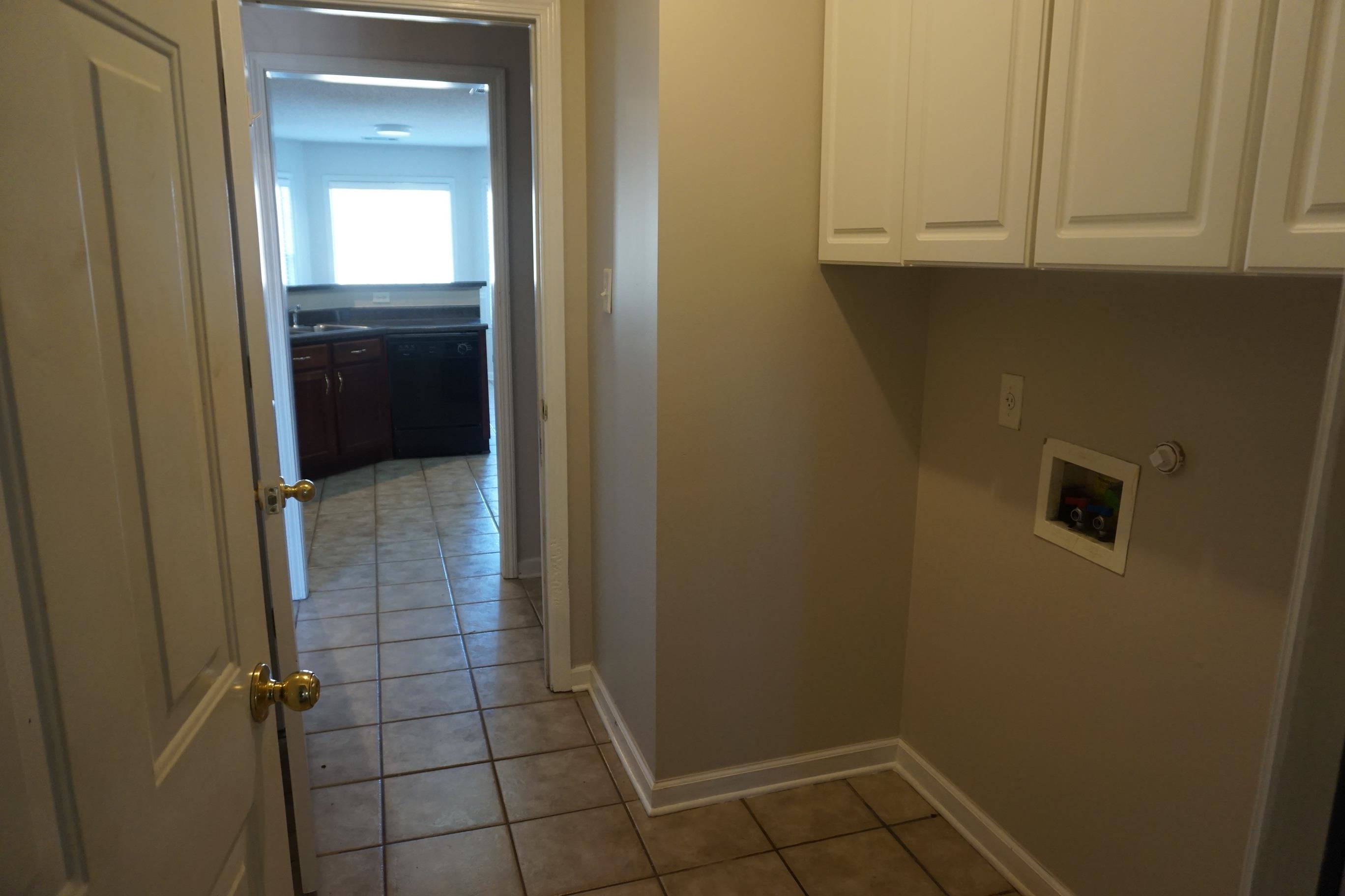 5144 Jon Oak Dr Property Photo 10