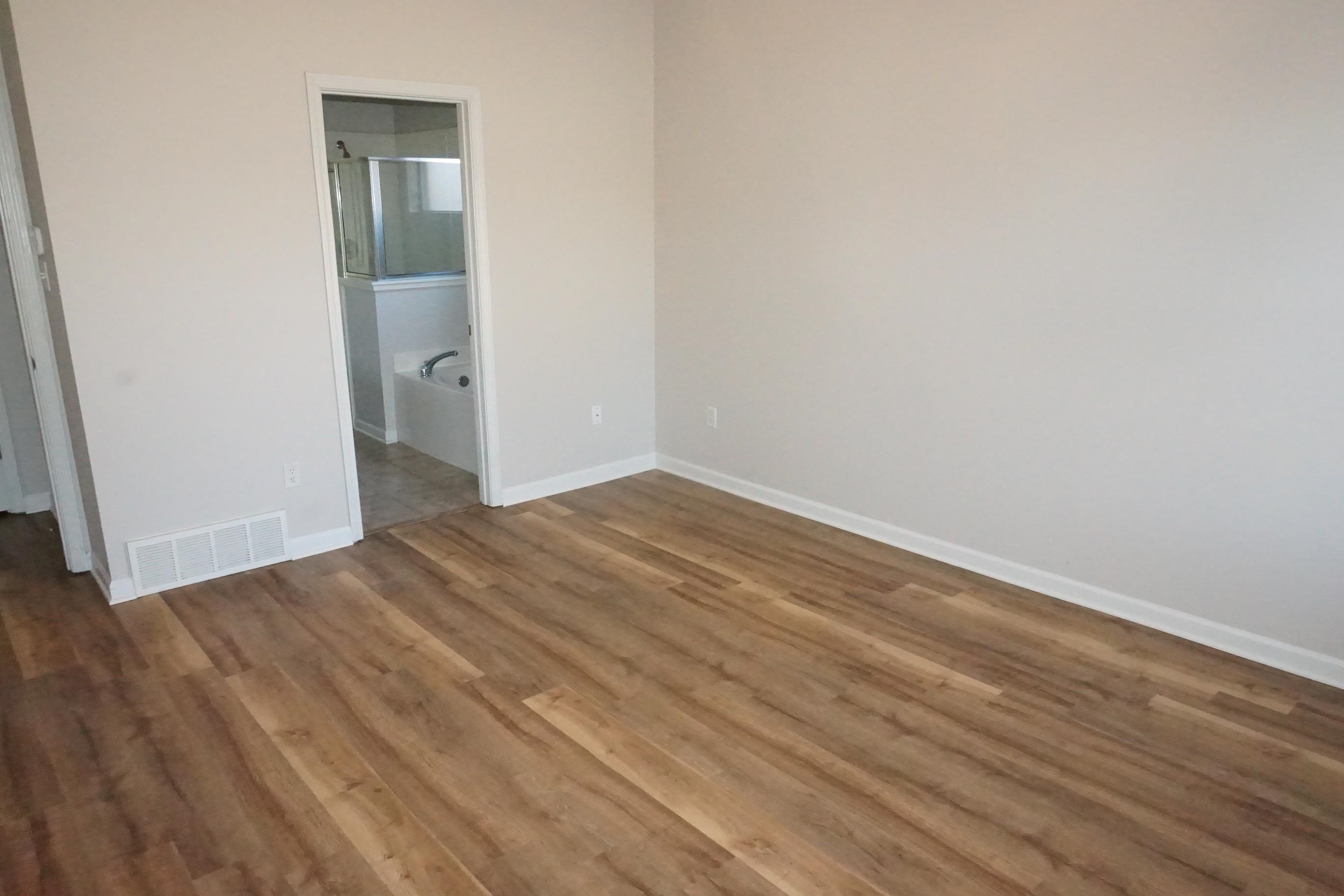 5144 Jon Oak Dr Property Photo 12