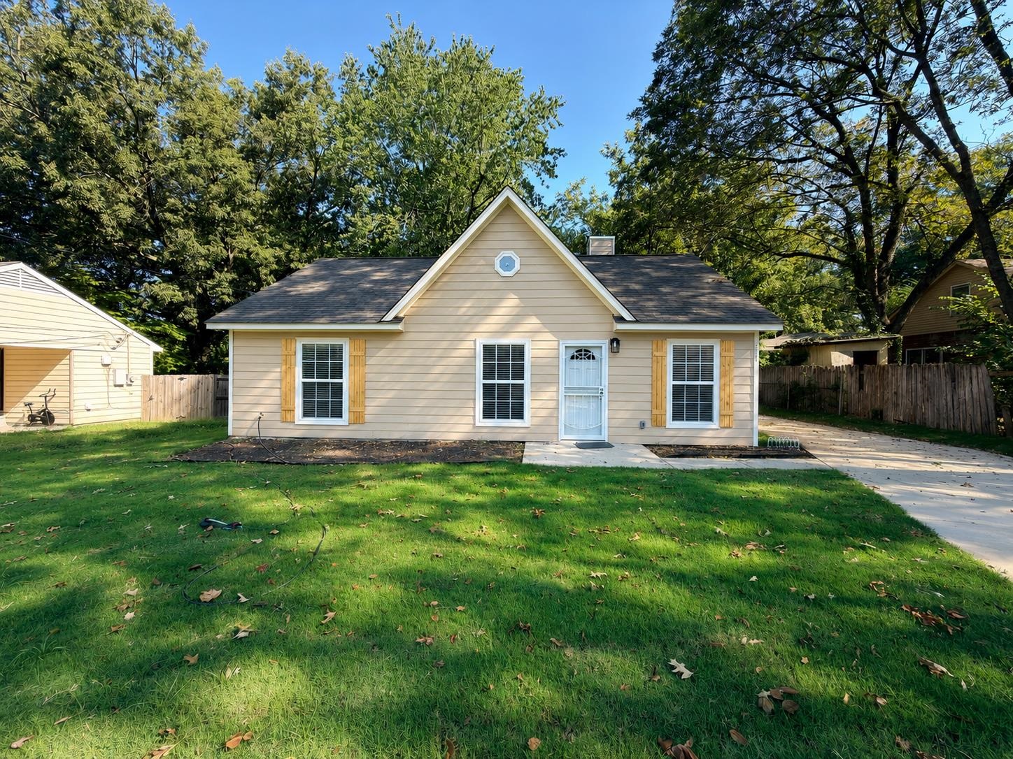 2208 Point Church Ave Property Photo 1