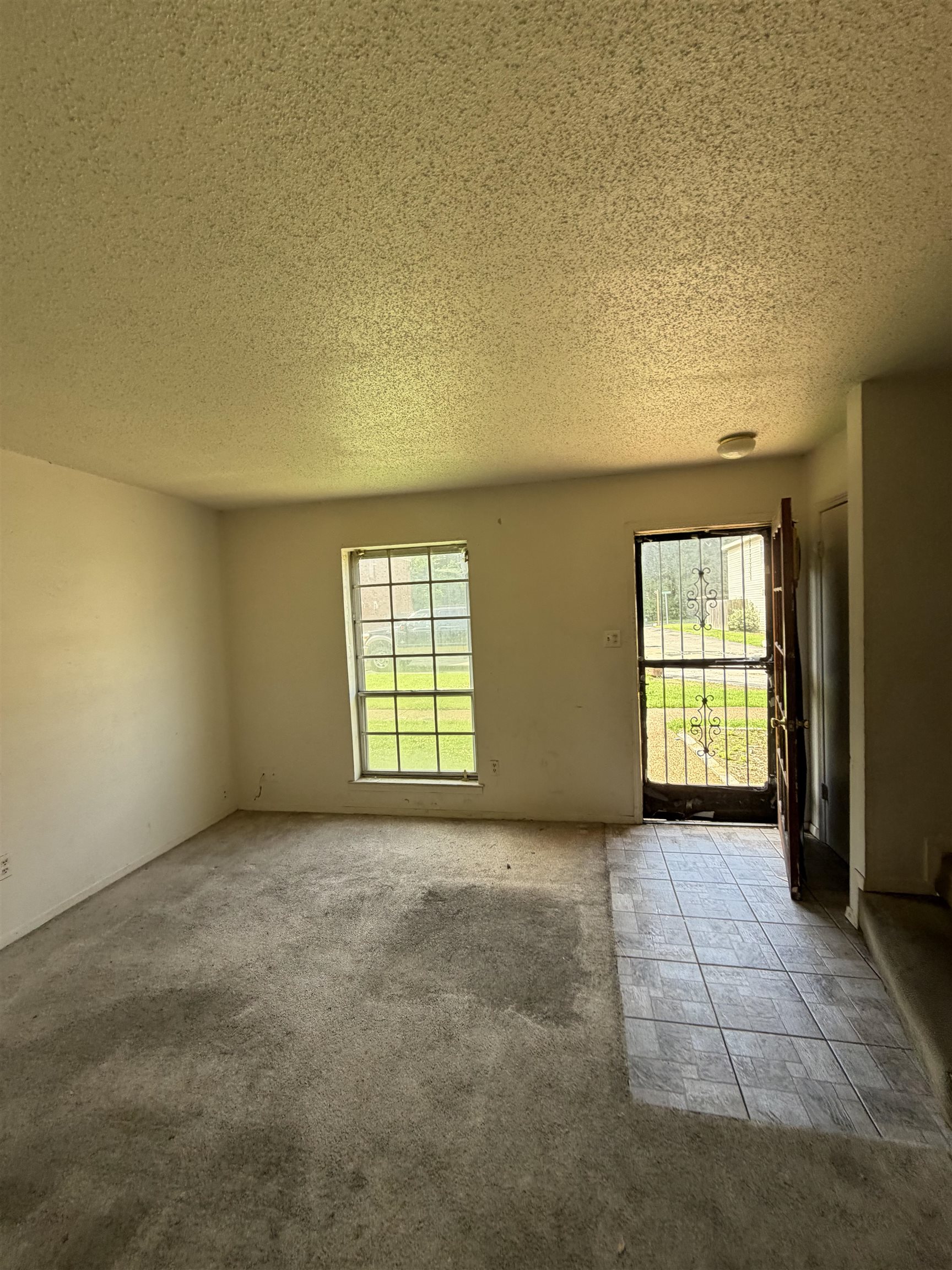 1728 Fox Hunt Ln 1728 Property Photo 5