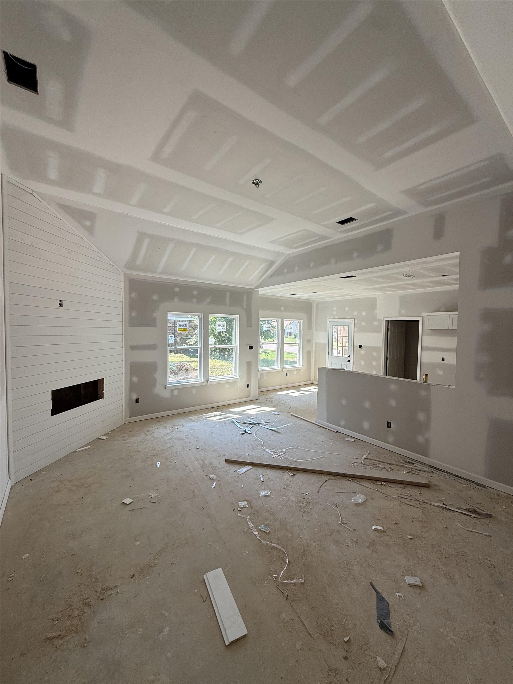 6353 Martinwest Dr Property Photo 2