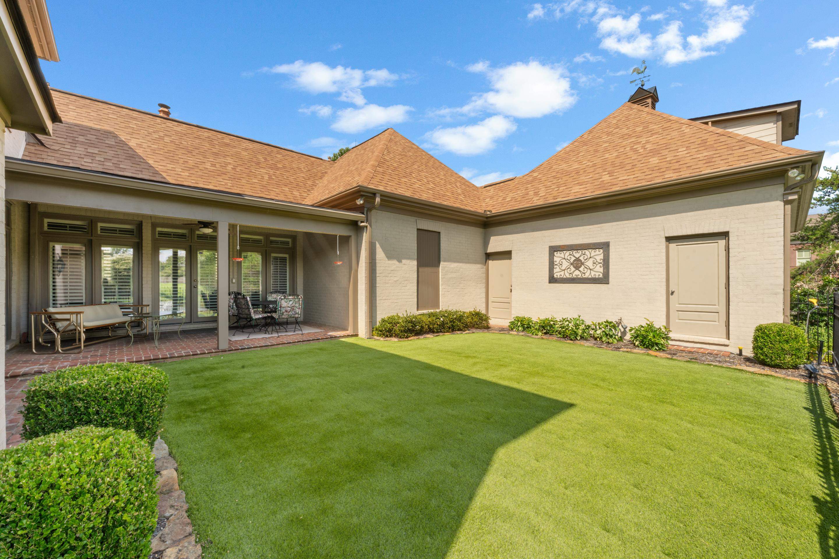 3090 Oakleigh Manor Cv Property Photo 37