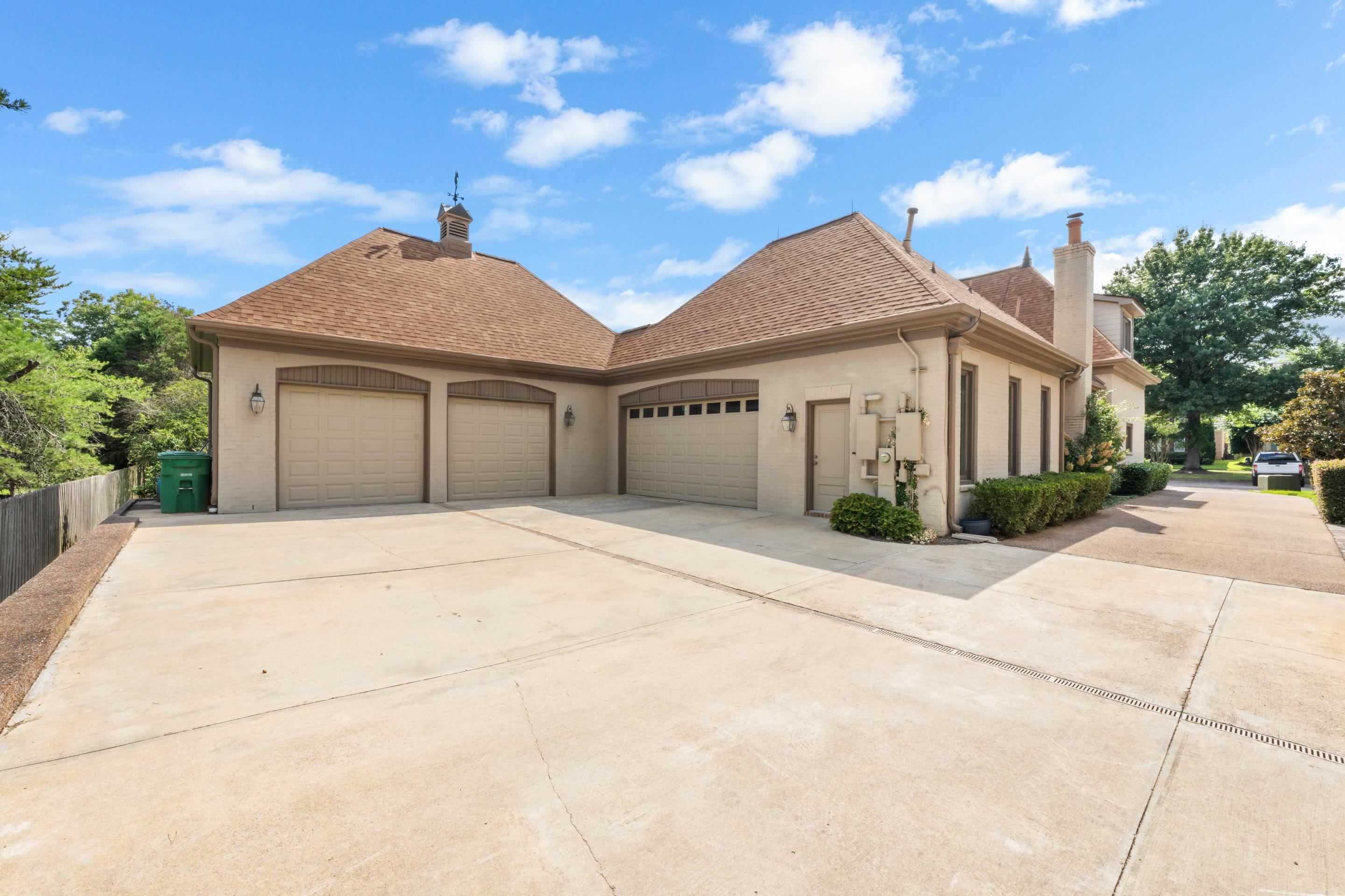 3090 Oakleigh Manor Cv Property Photo 40