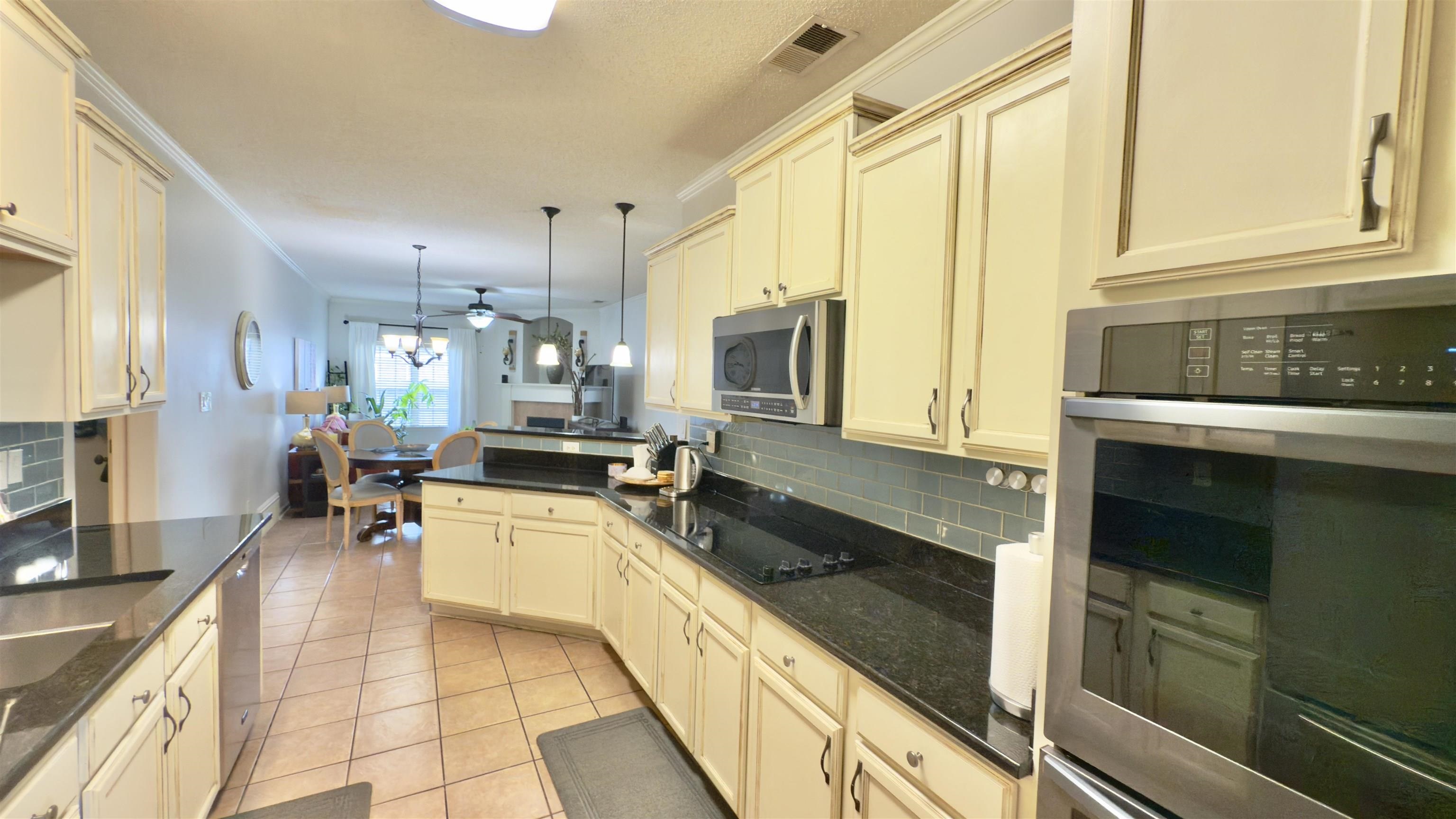 11215 Carston Cv Property Photo 8