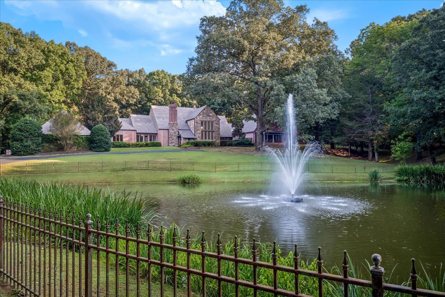 11110 Glen Birnham Rd Property Photo 1