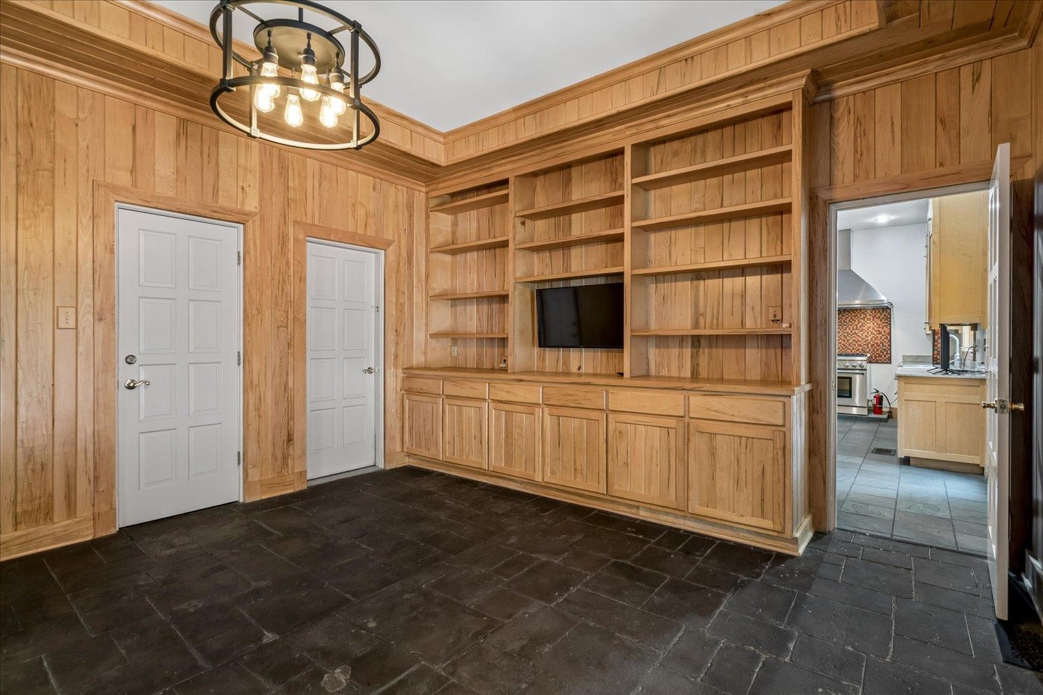 11110 Glen Birnham Rd Property Photo 12