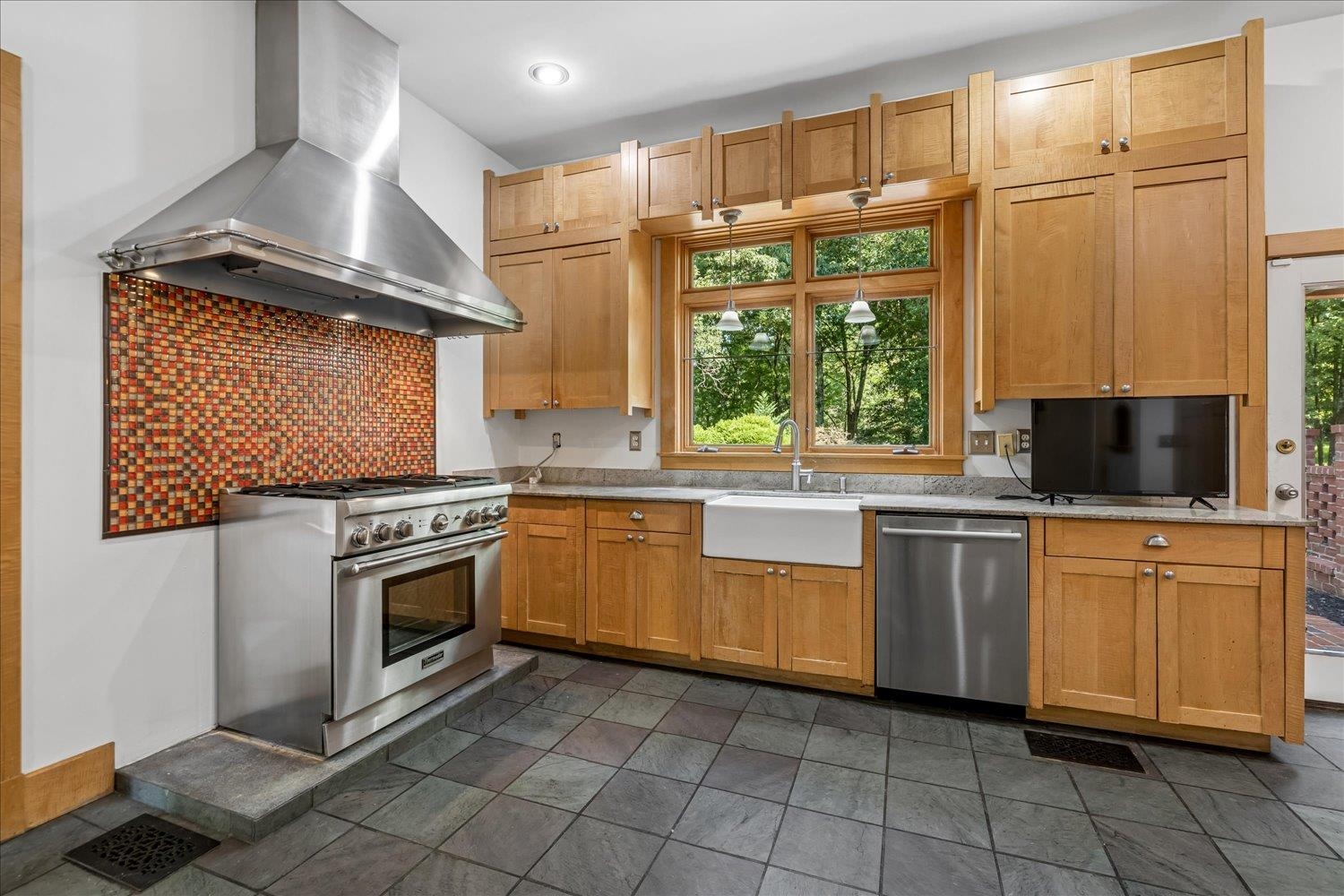 11110 Glen Birnham Rd Property Photo 14