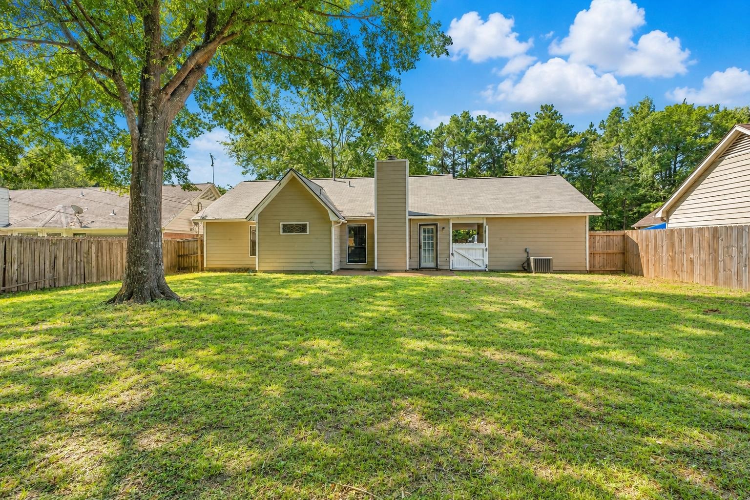 5916 Rensslaer Dr Property Photo 27
