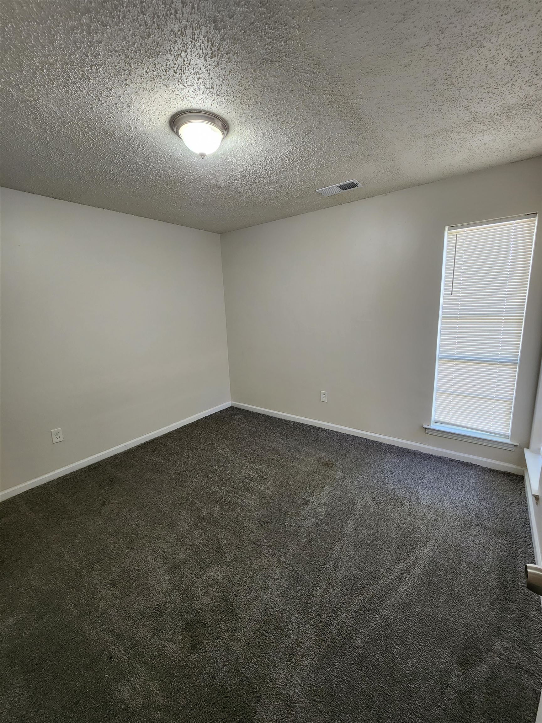 4528 Sugar Creek Rd Property Photo 4