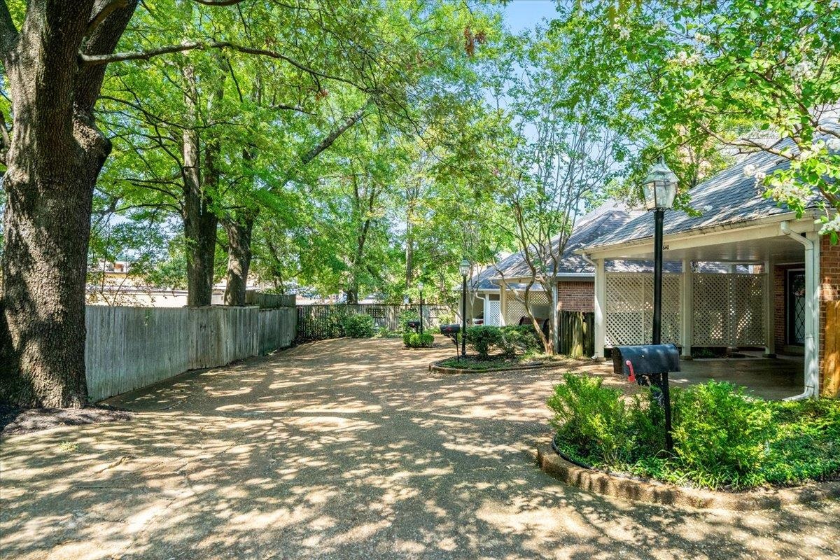 4638 LAUREL OAKS ST Property Photo 1
