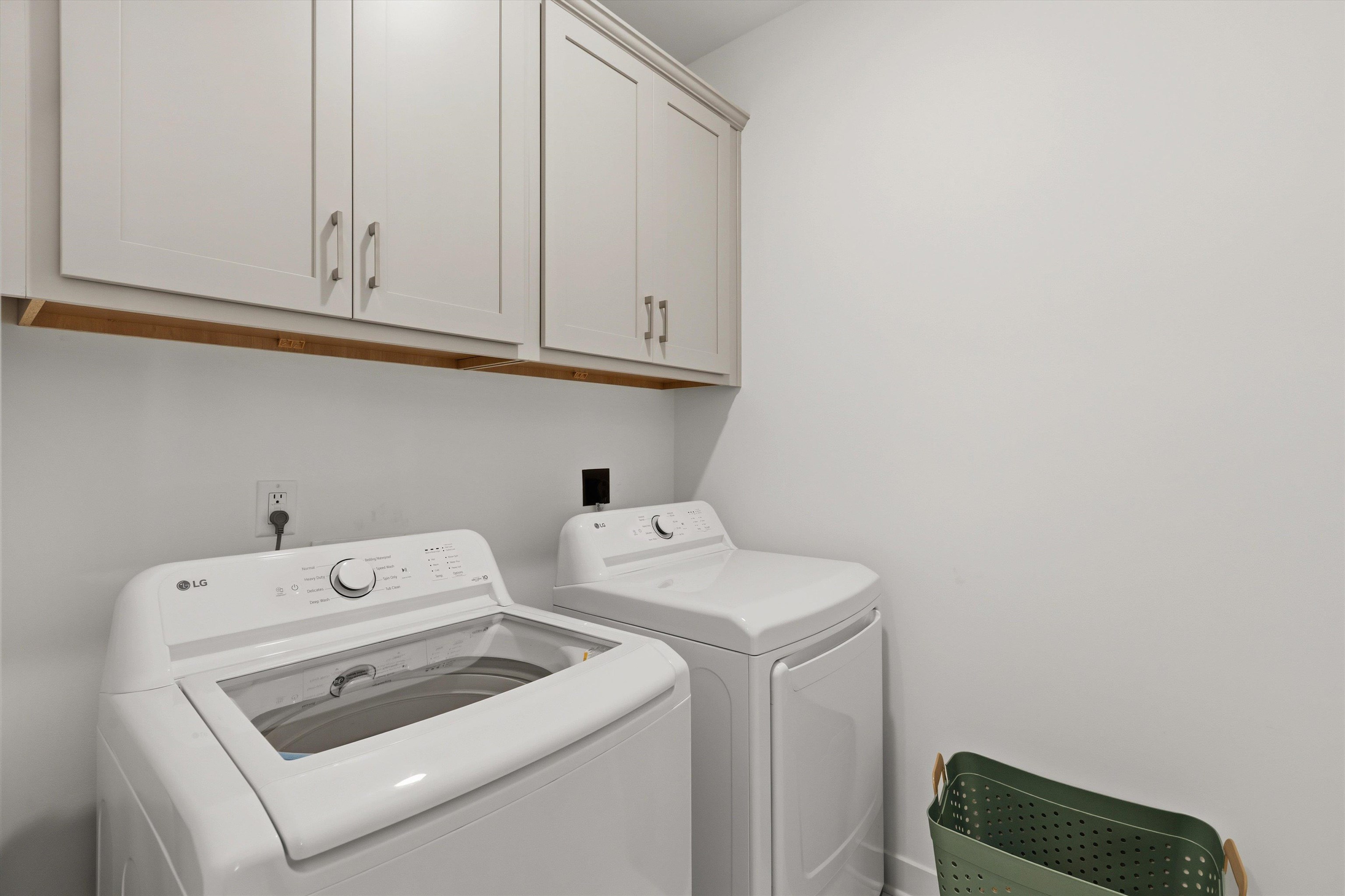 6917 Johnstown Ln Property Photo 17