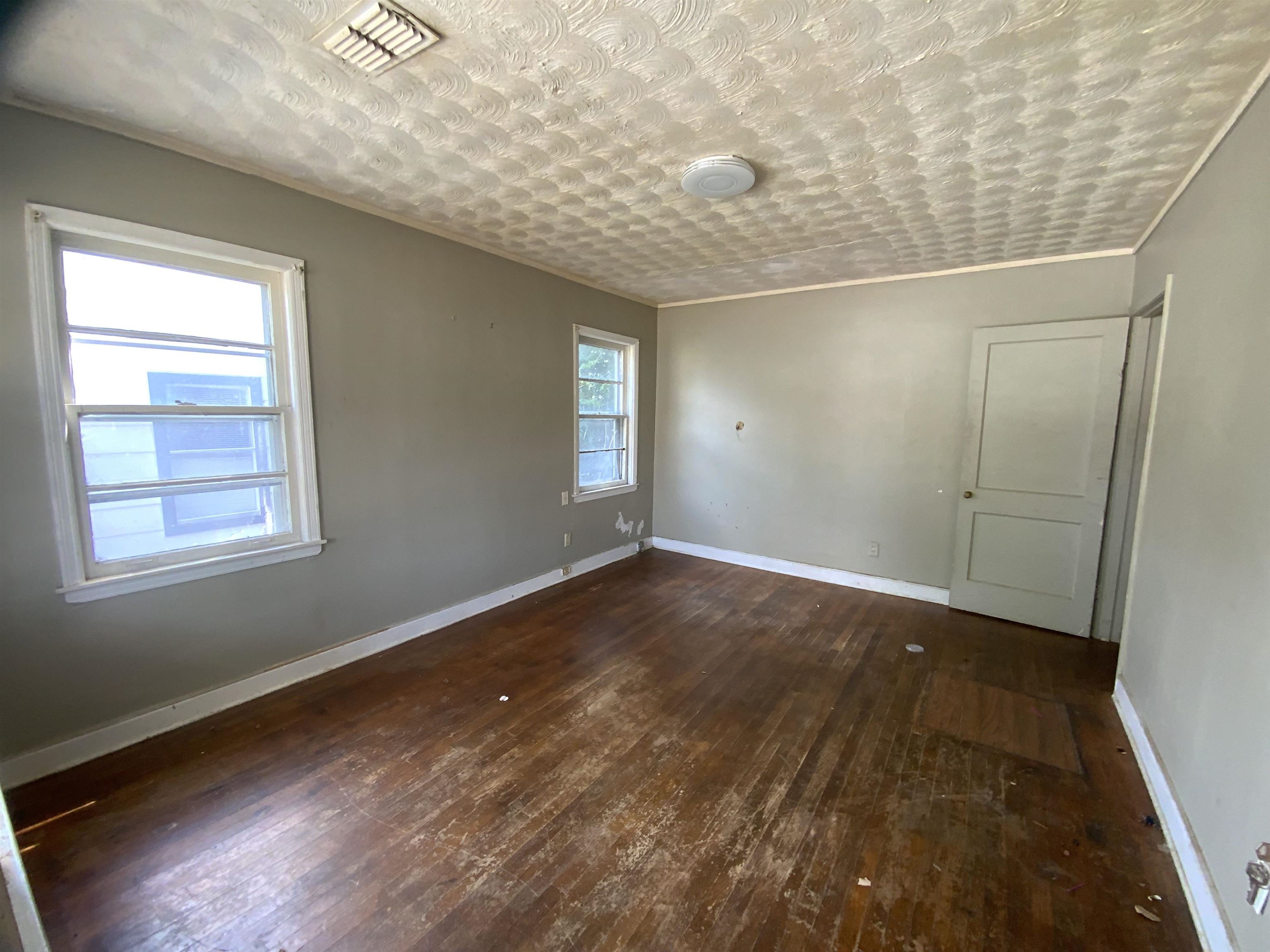 839 David St Property Photo 5