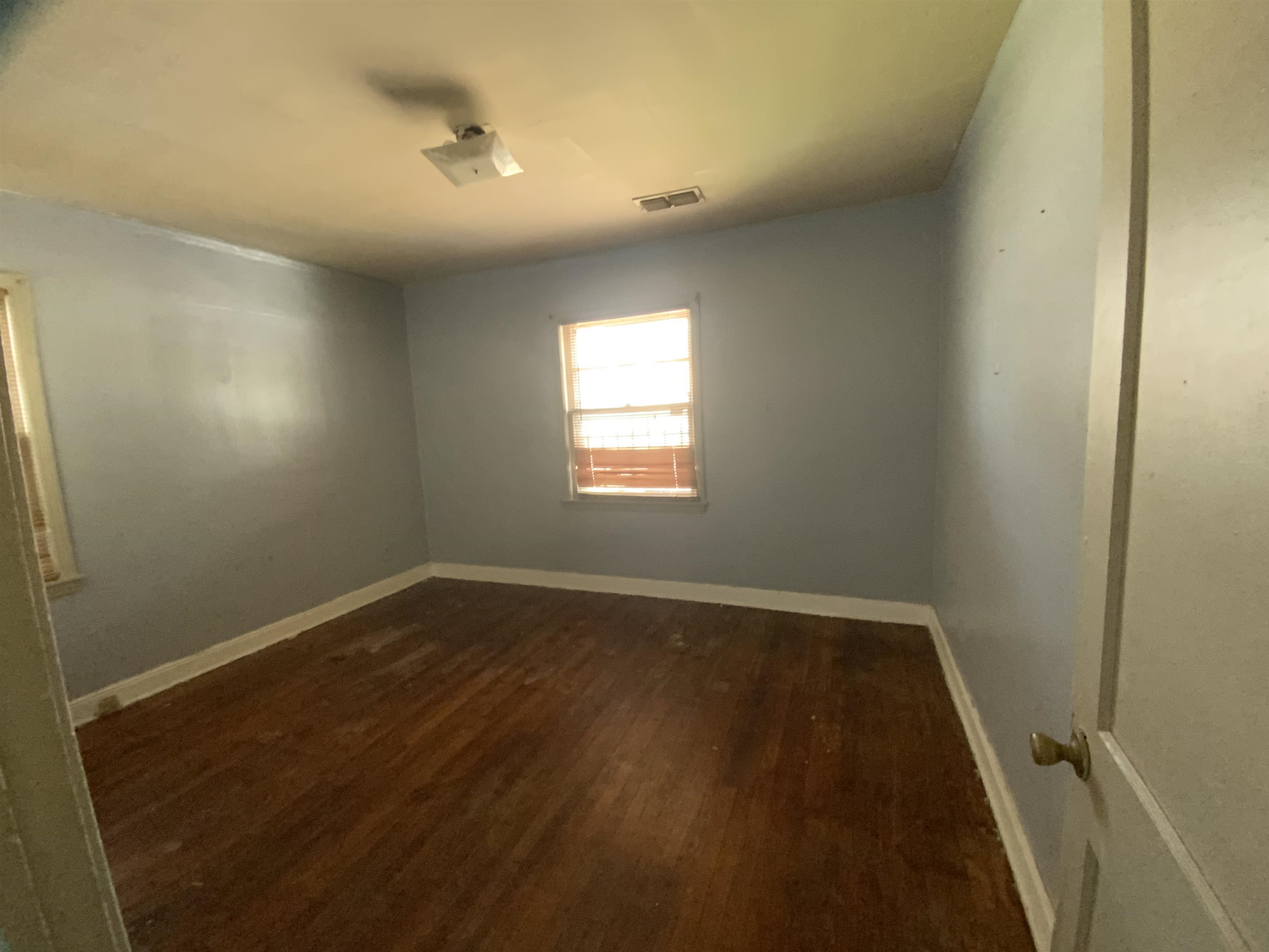 839 David St Property Photo 6