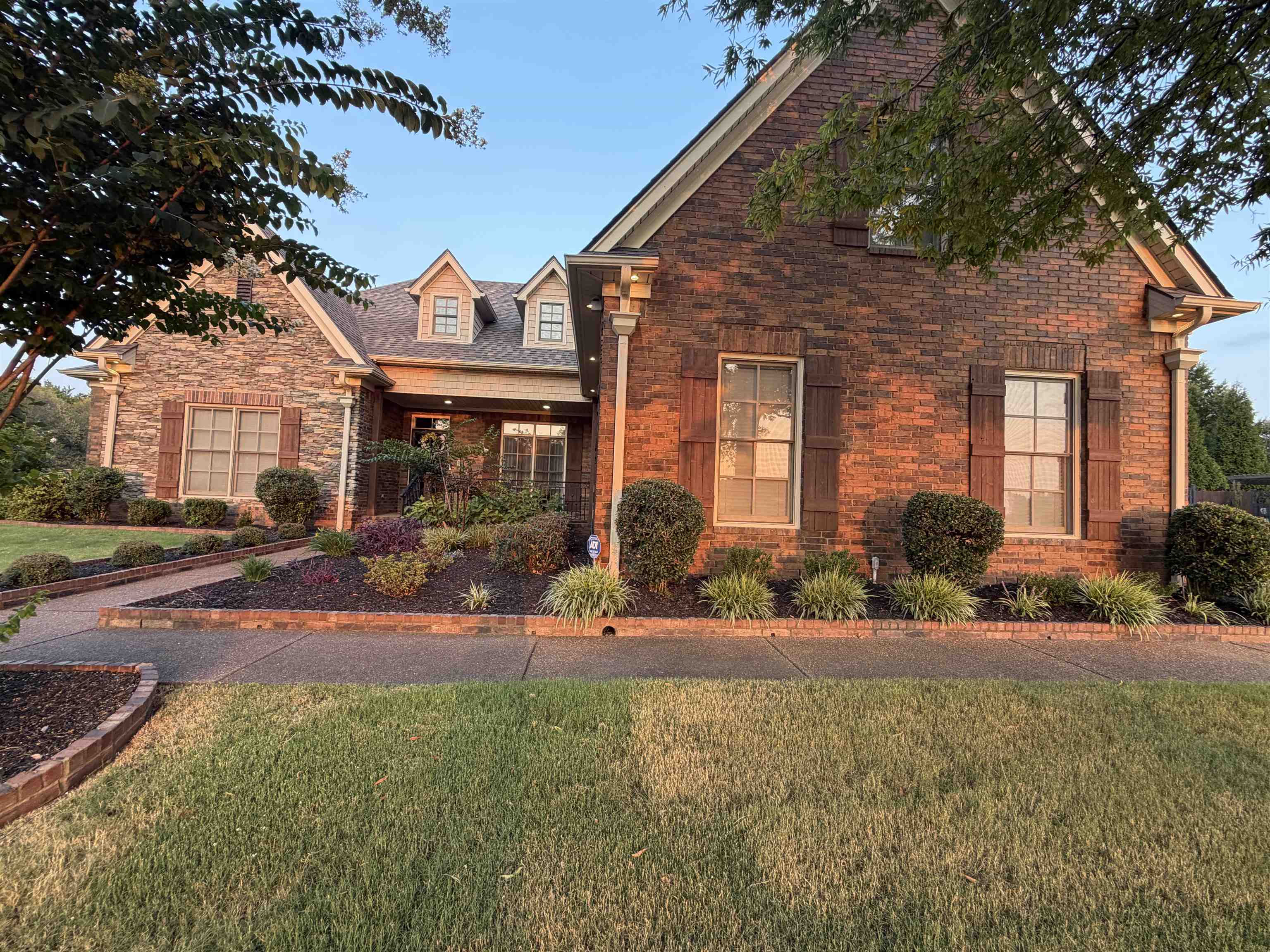 7284 Bucknell Rd Property Photo 1