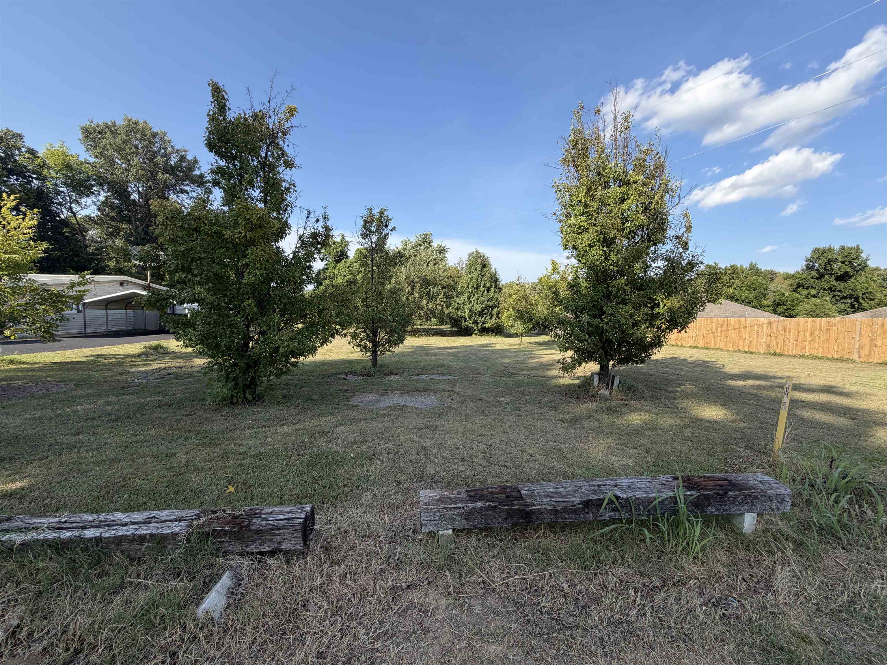 206 Tracy Rd Property Photo 3