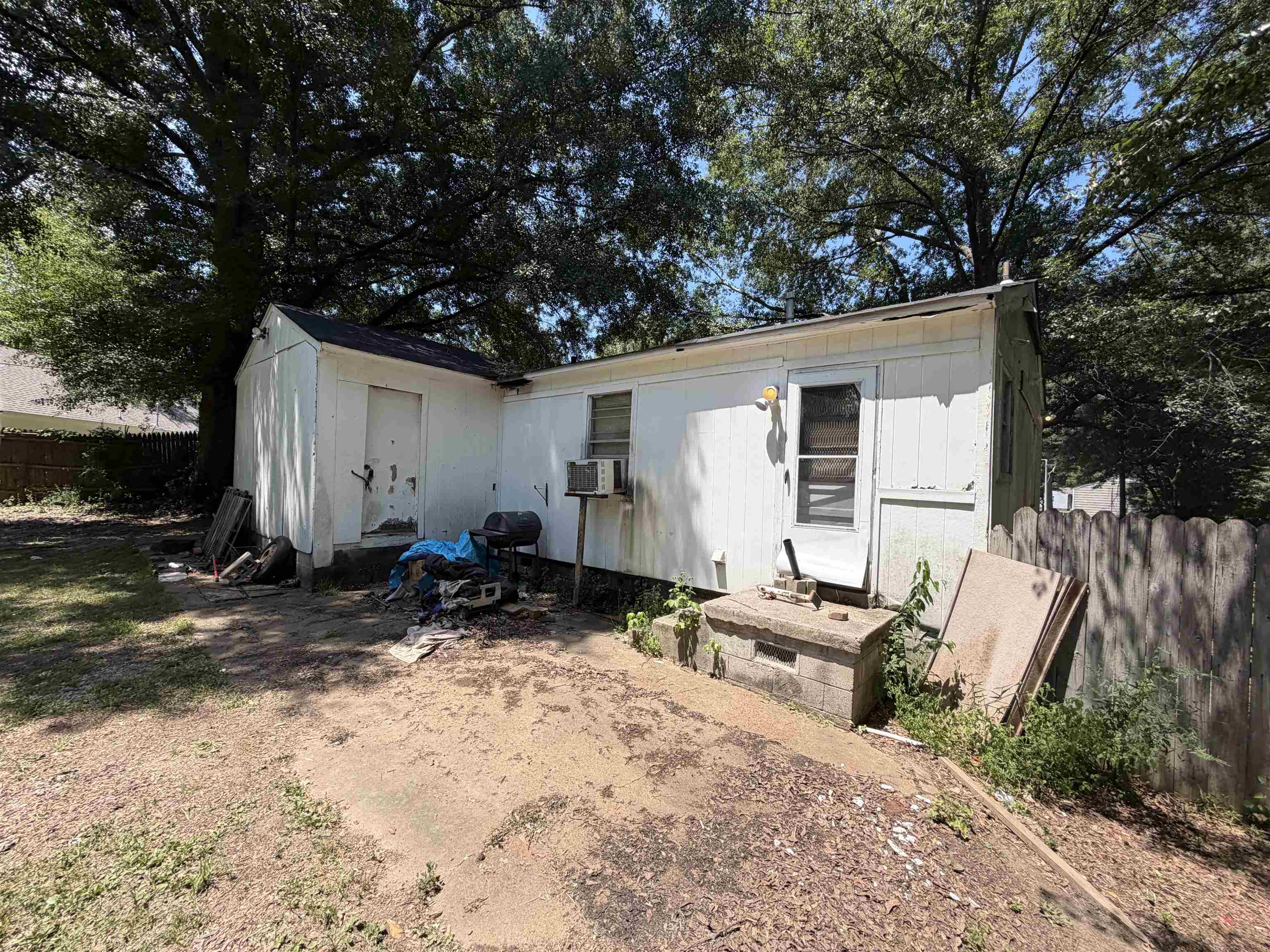 4500 Sunny Cv Property Photo 3