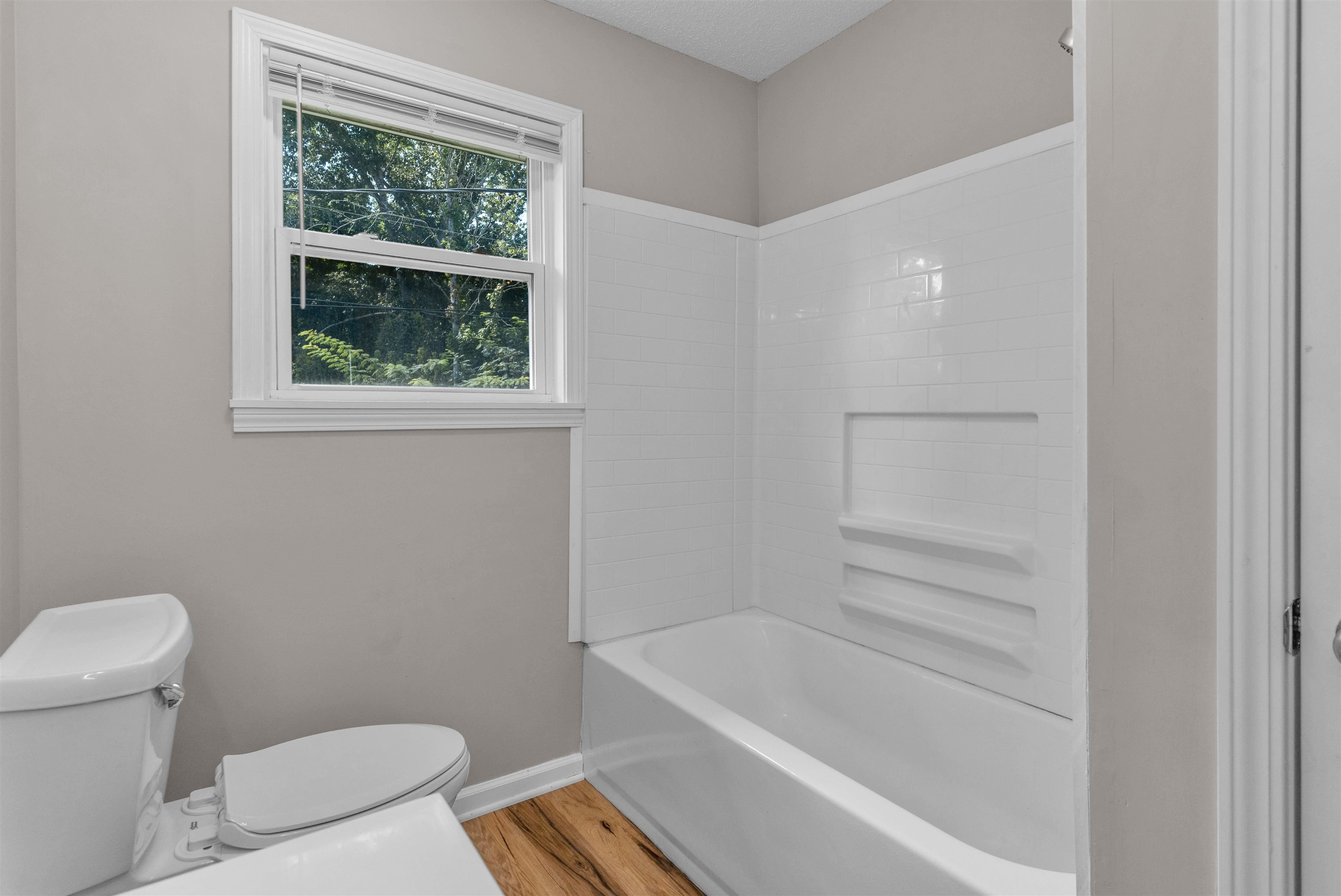 185 Henry Dr Property Photo 14