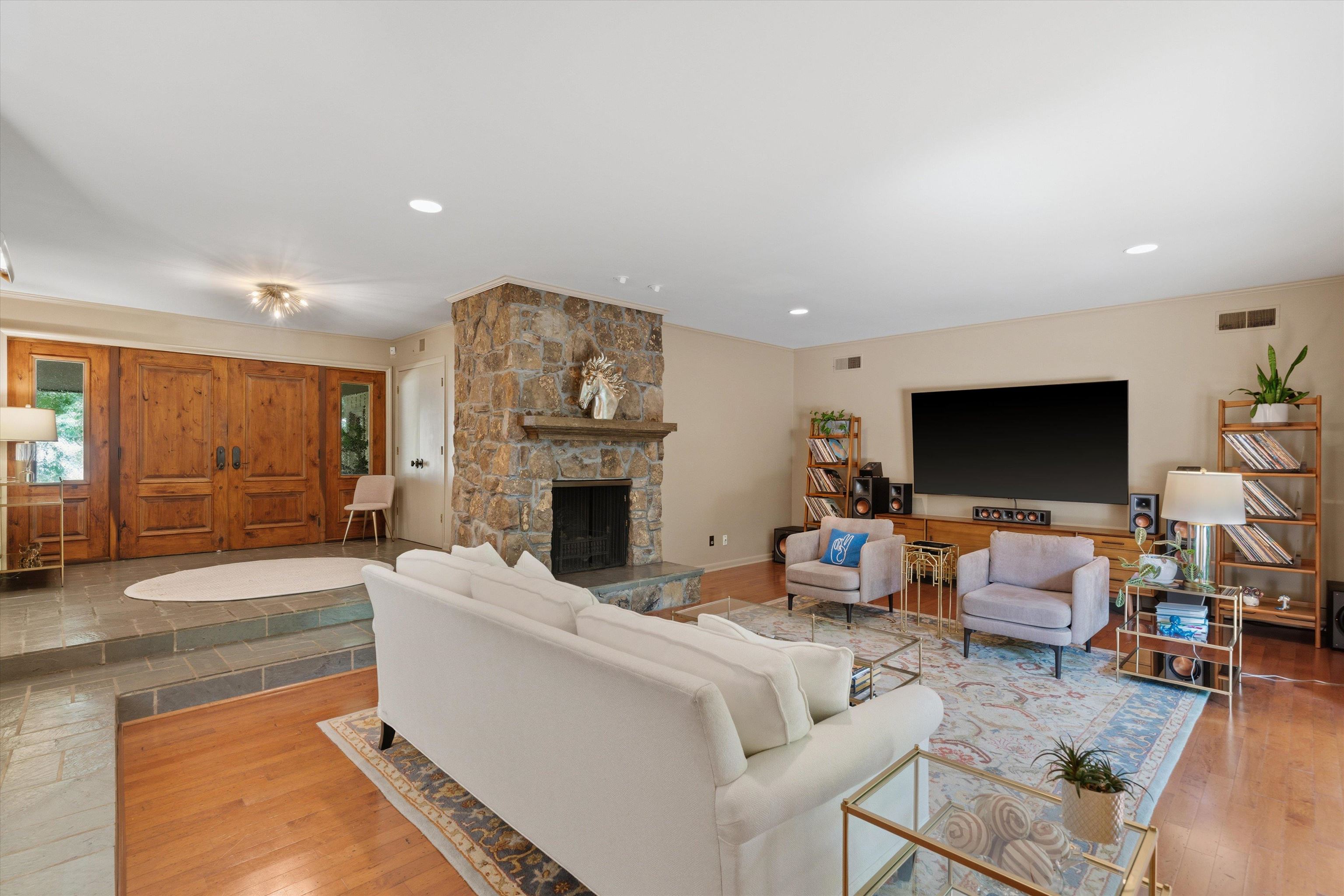 740 Sweetbrier Rd Property Photo 11