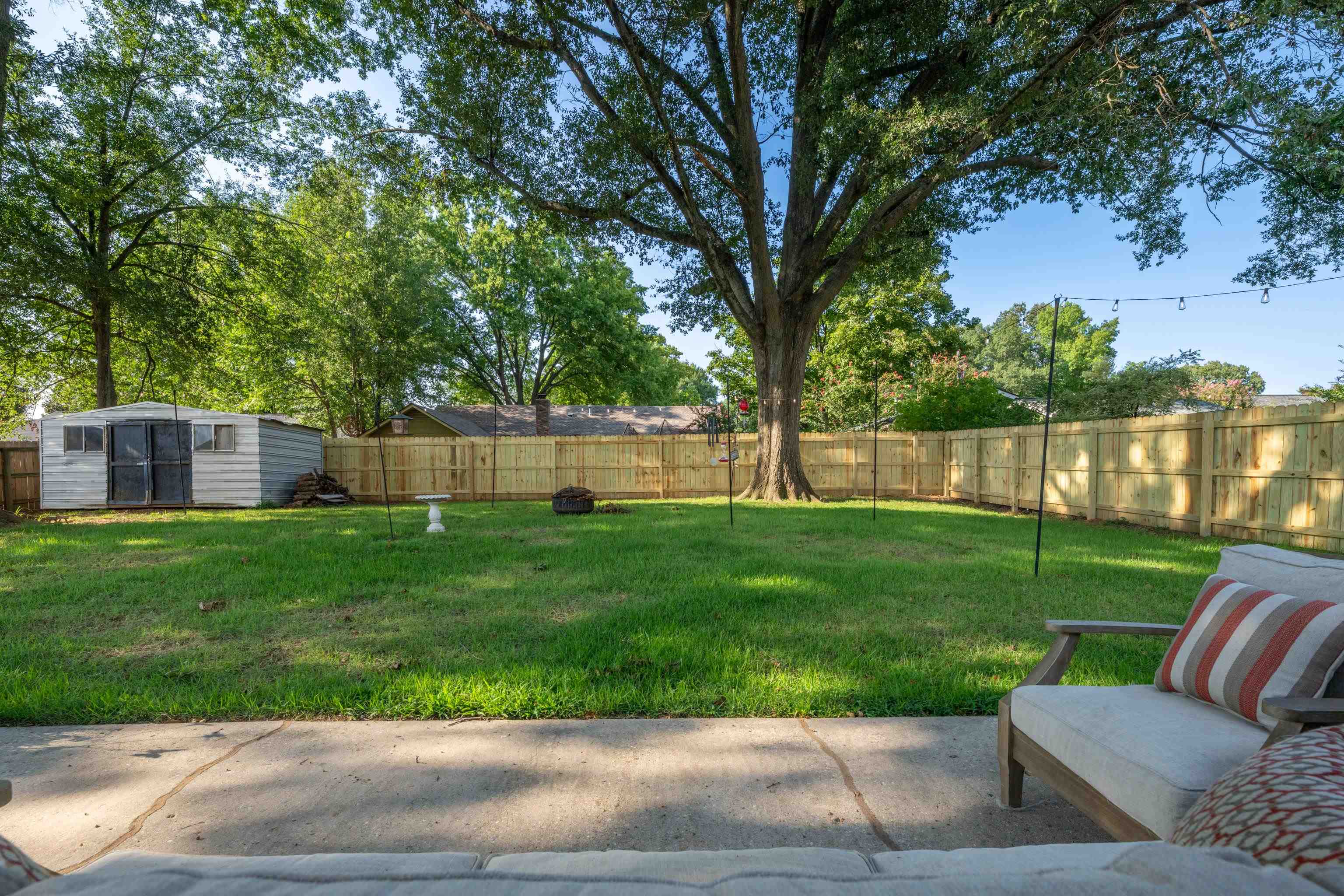7052 Dawnhill Rd Property Photo 29