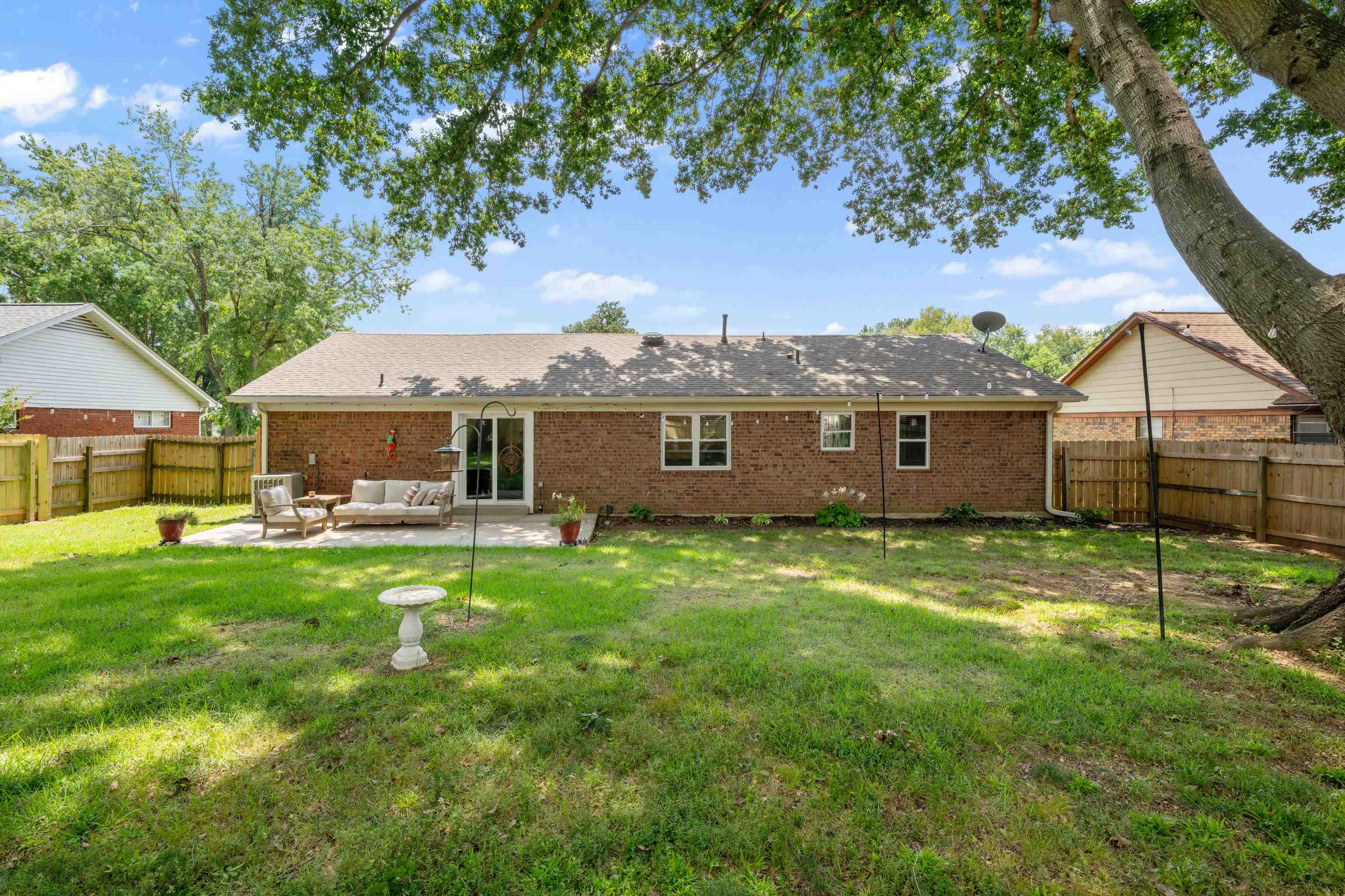 7052 Dawnhill Rd Property Photo 35