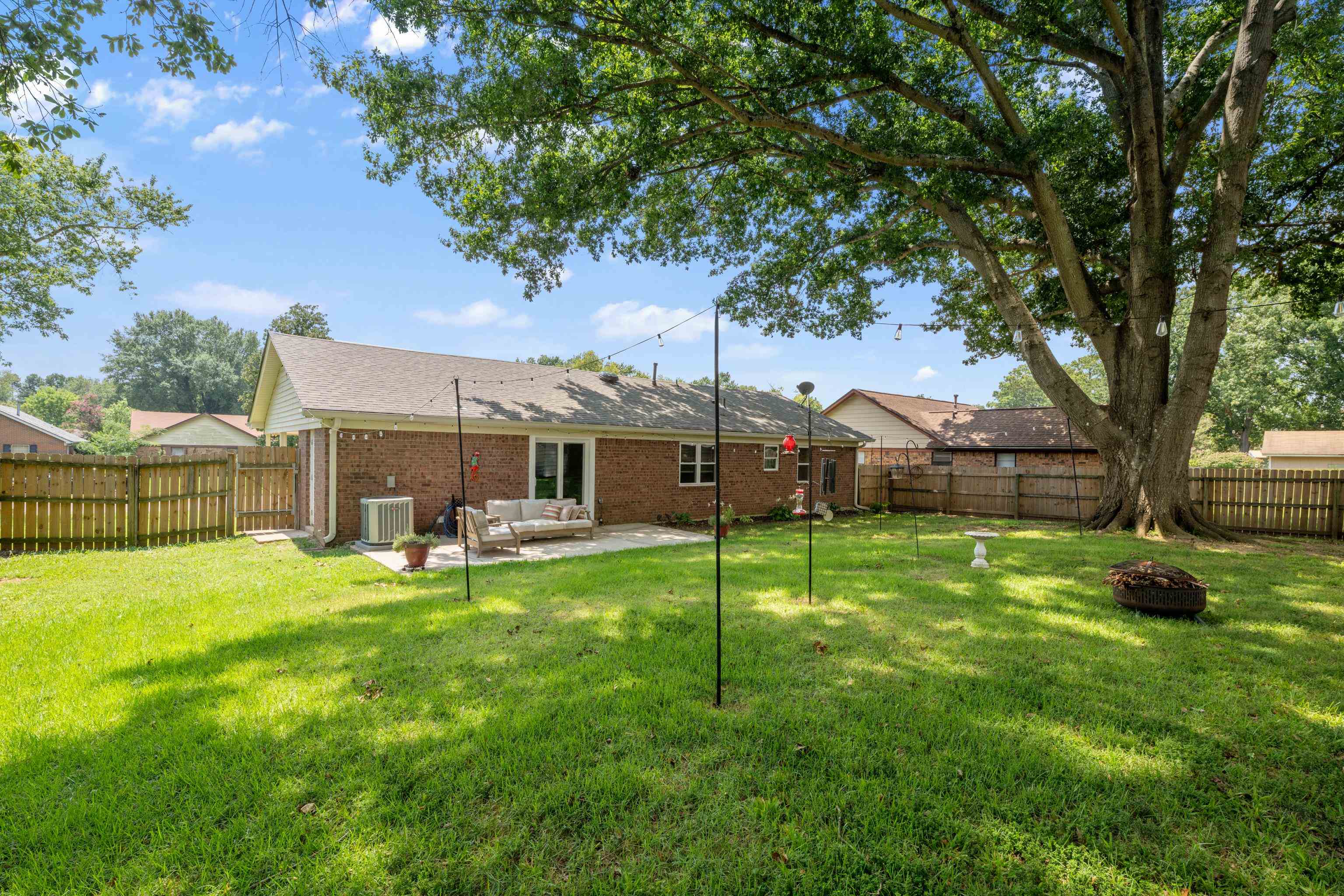7052 Dawnhill Rd Property Photo 36