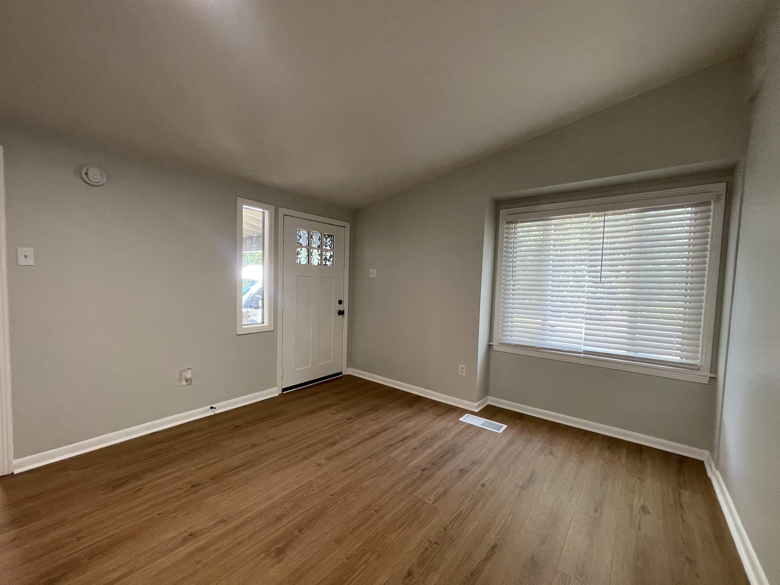 3562 Monessen Dr Property Photo 4