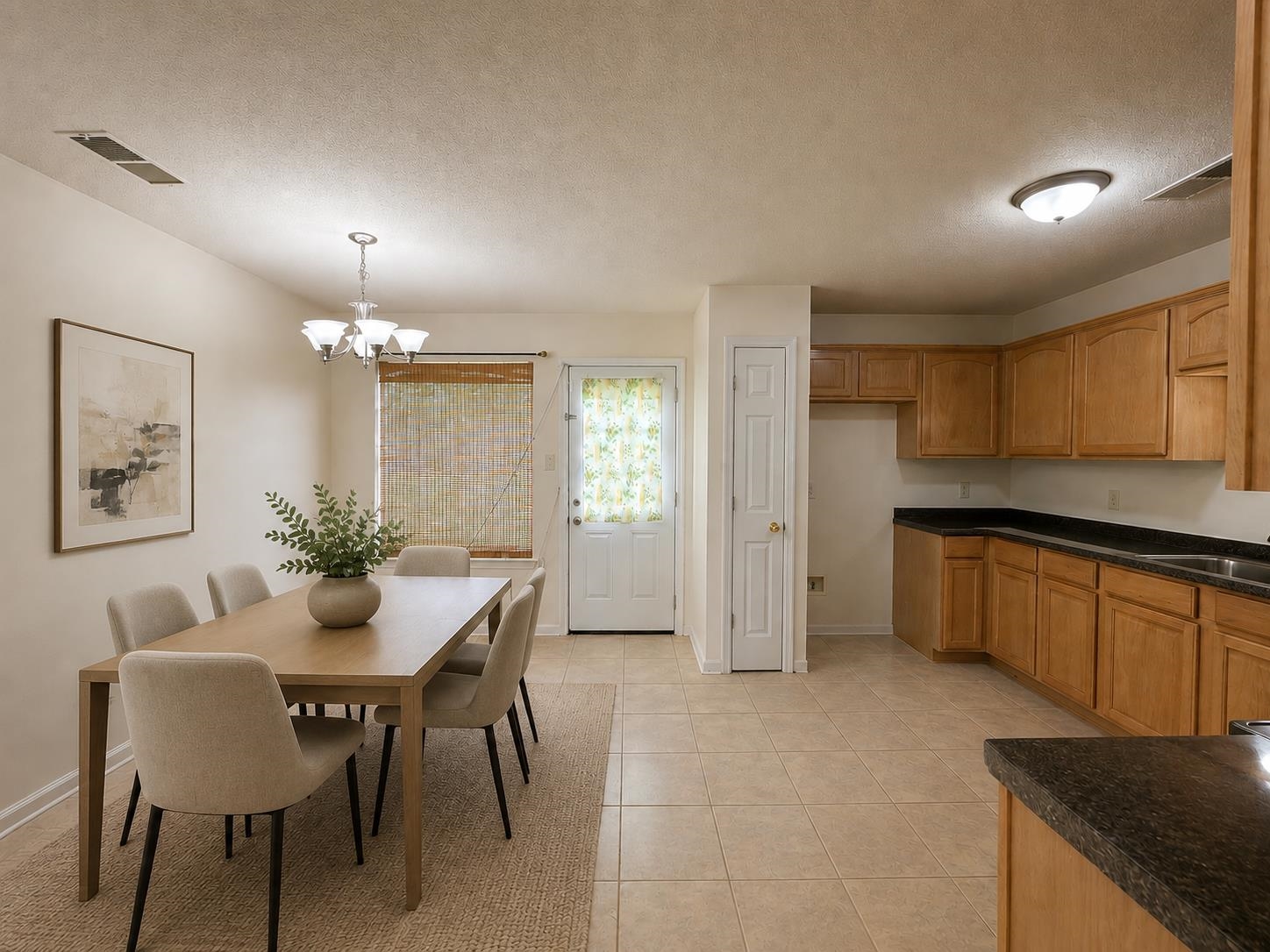 4556 E Cedar Ridge Cv Property Photo 6
