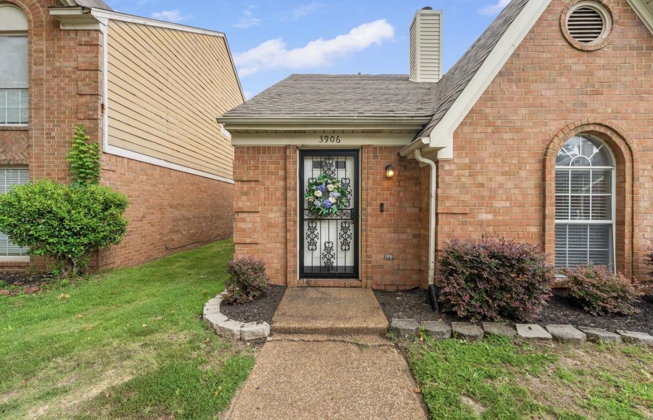 3906 Glencoe Dr Property Photo 1