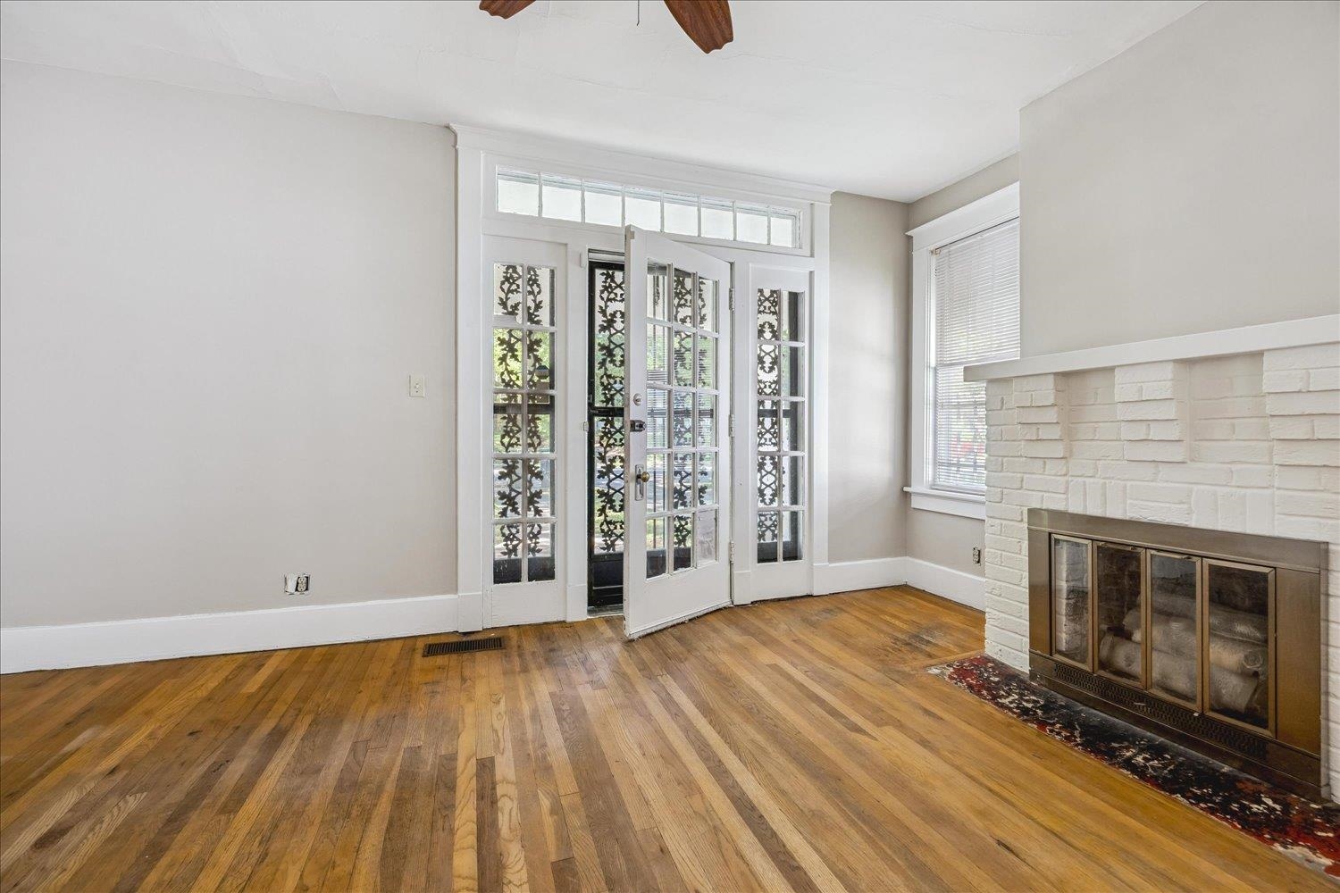 1468 Faxon Ave Property Photo 2