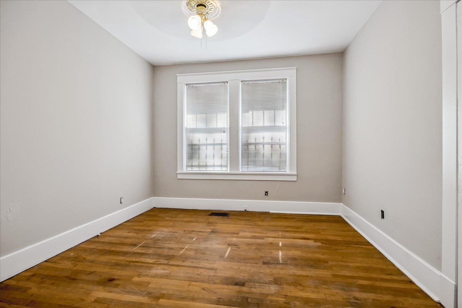 1468 Faxon Ave Property Photo 8