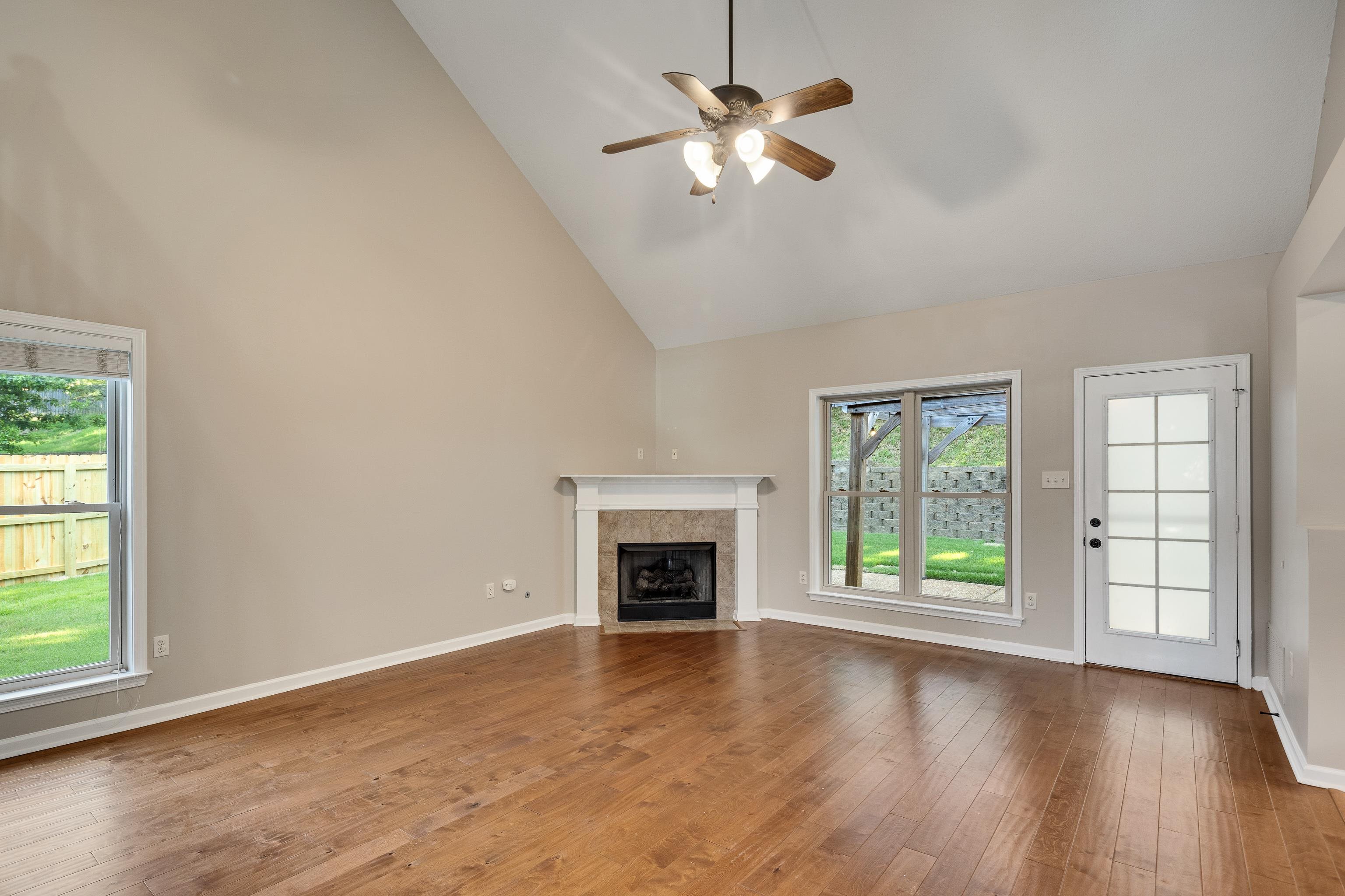 5788 Berry Patch Ln Property Photo 5