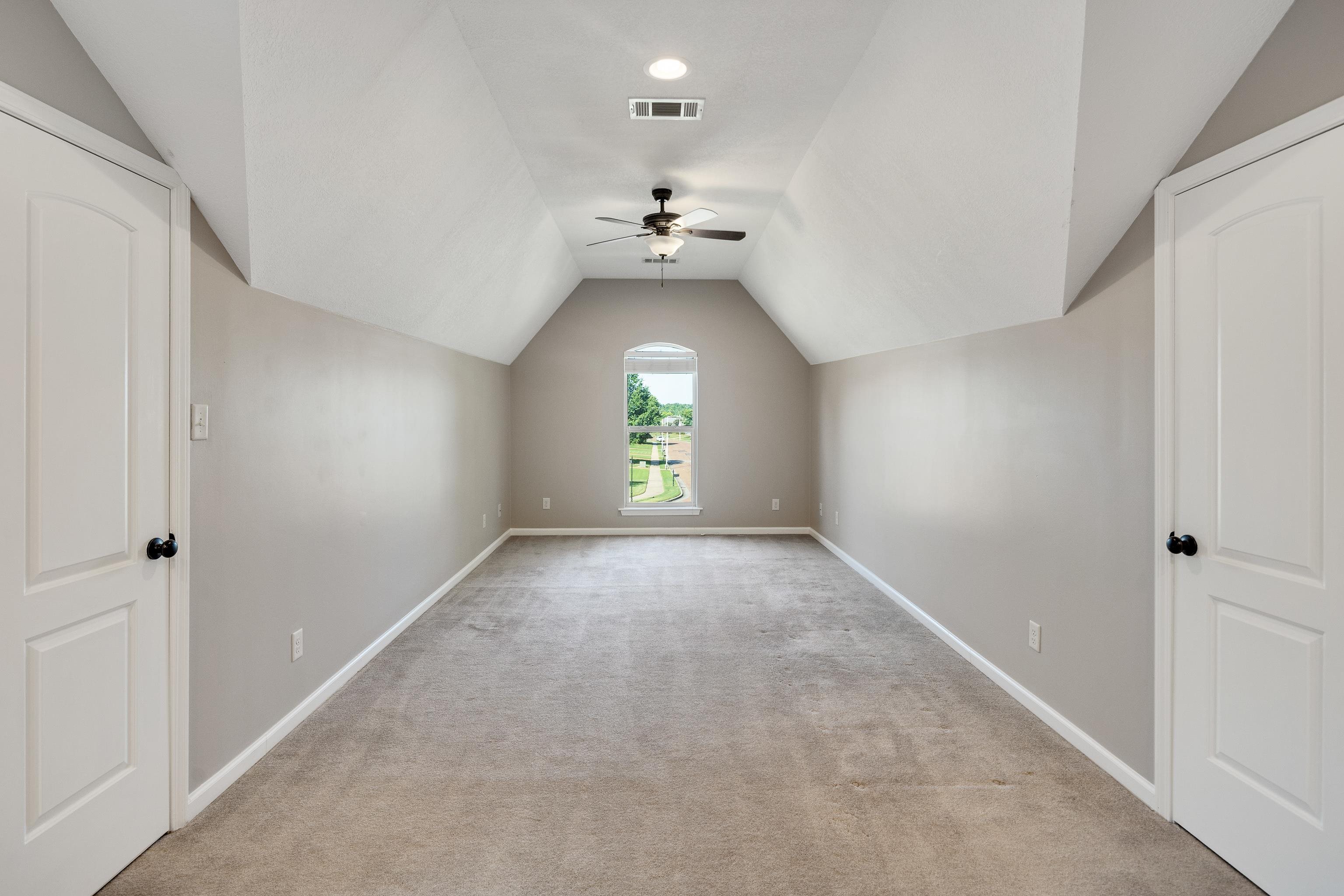 5788 Berry Patch Ln Property Photo 32