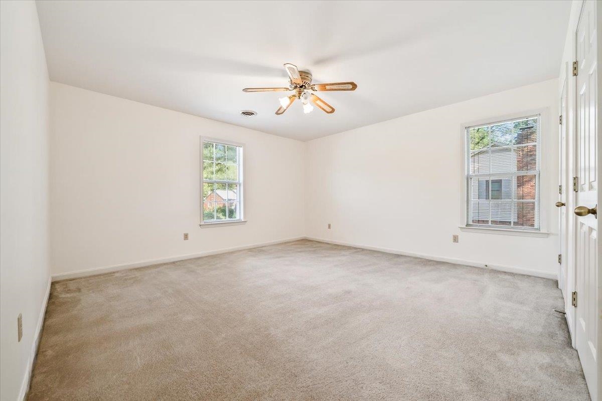 300 Rutledge St Property Photo 31