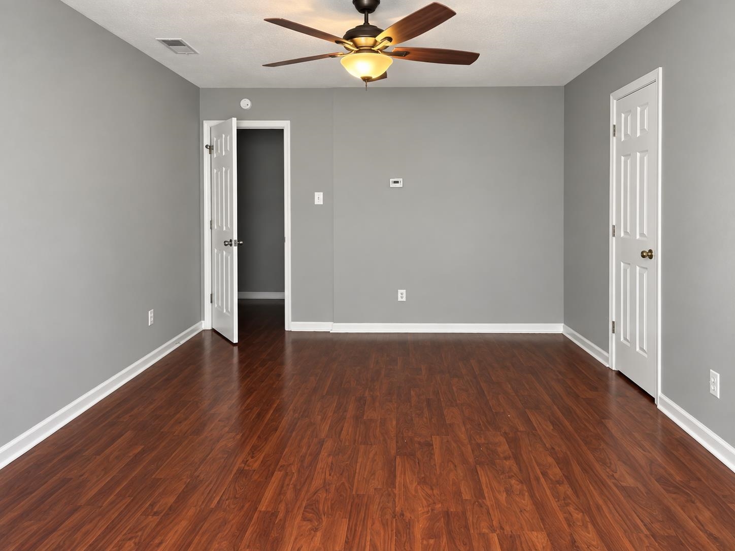 1670 Old Mill Stream Dr Property Photo 6