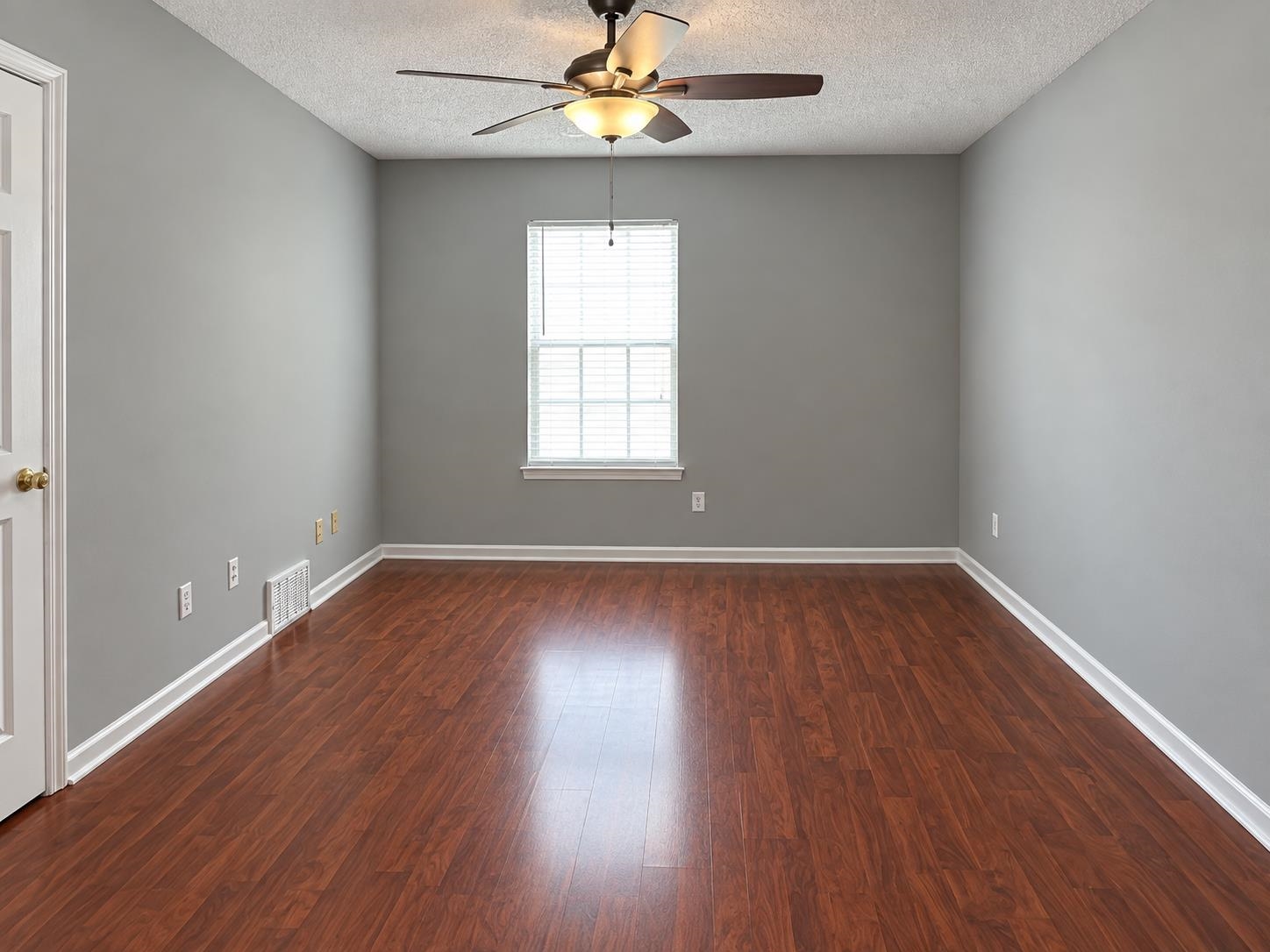 1670 Old Mill Stream Dr Property Photo 7