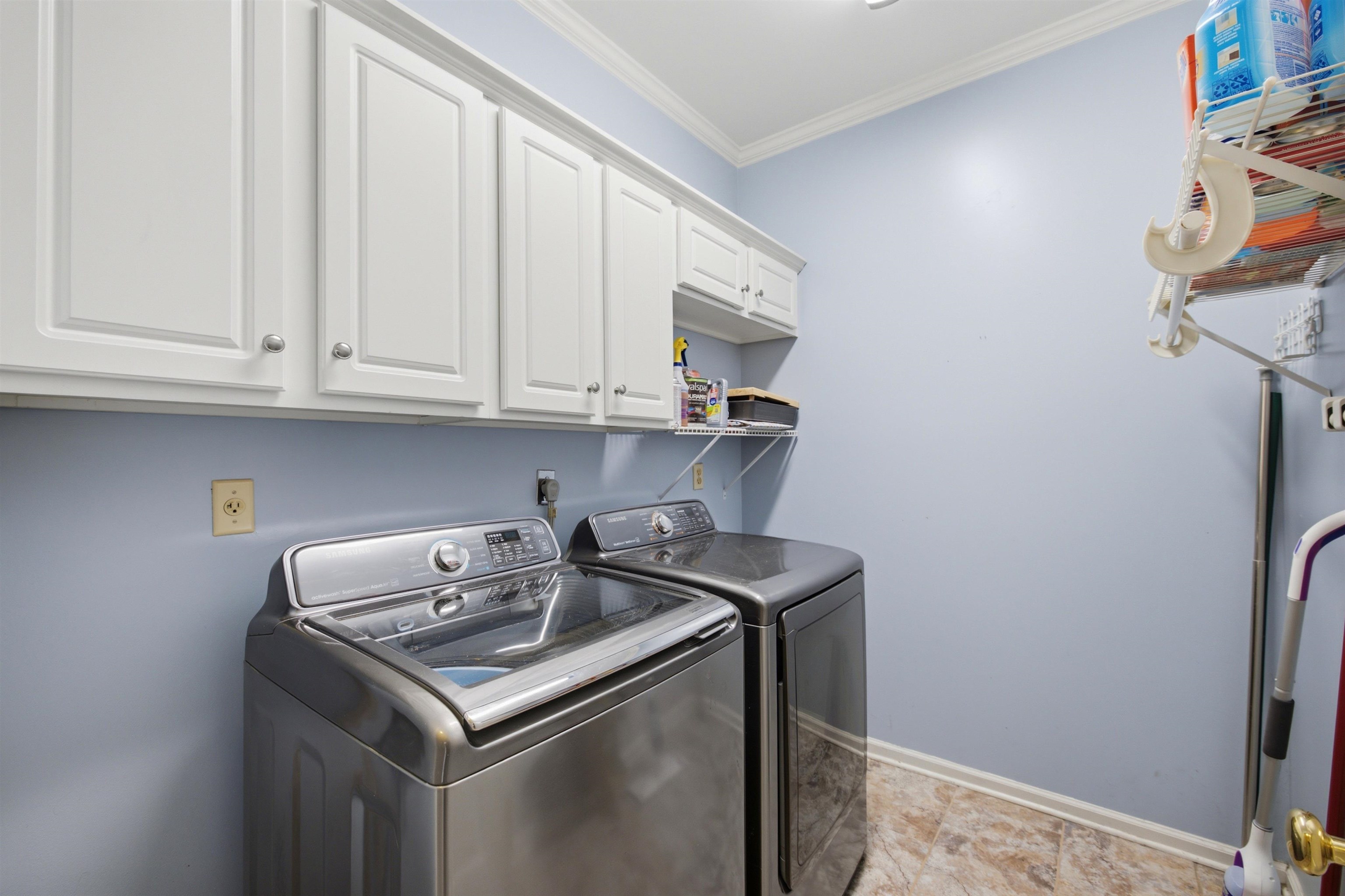 1080 Mirror Lake Ln Property Photo 21