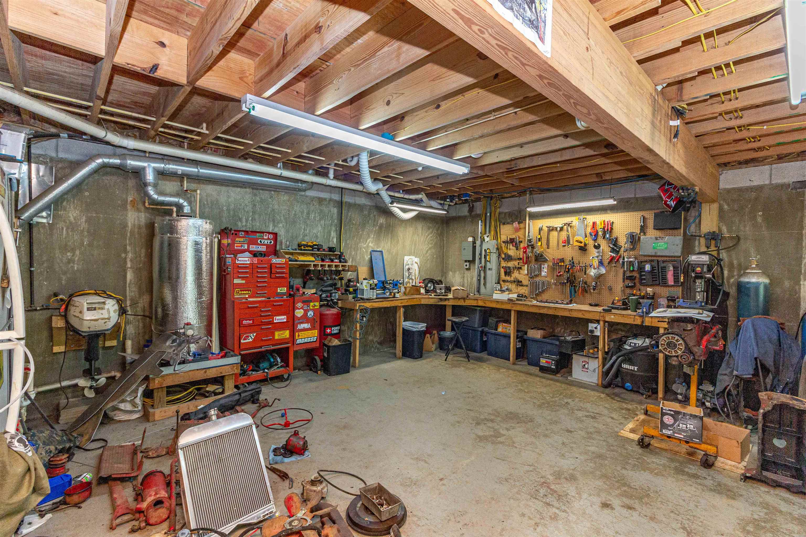 550 Carlins Rd Property Photo 14