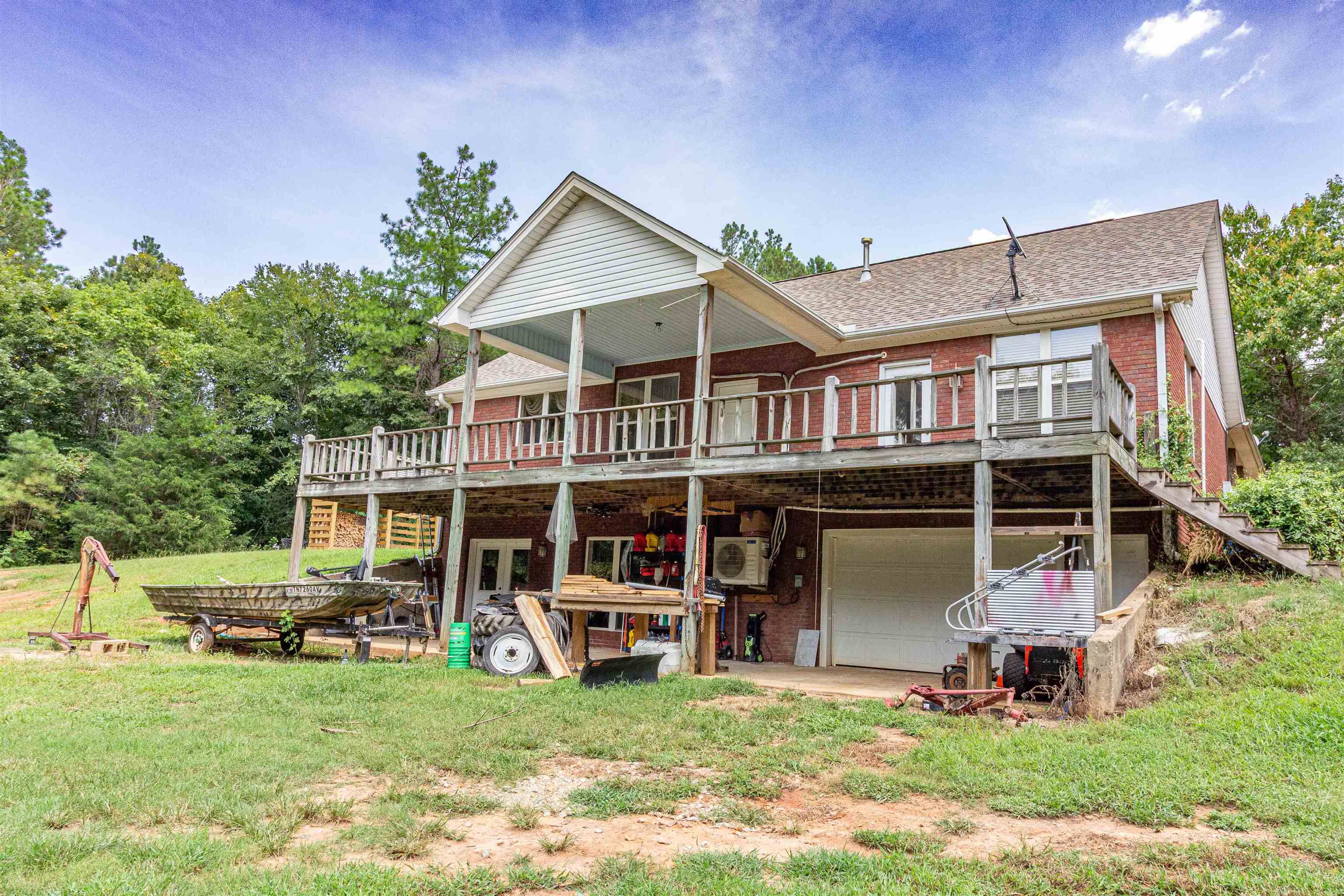 550 Carlins Rd Property Photo 16