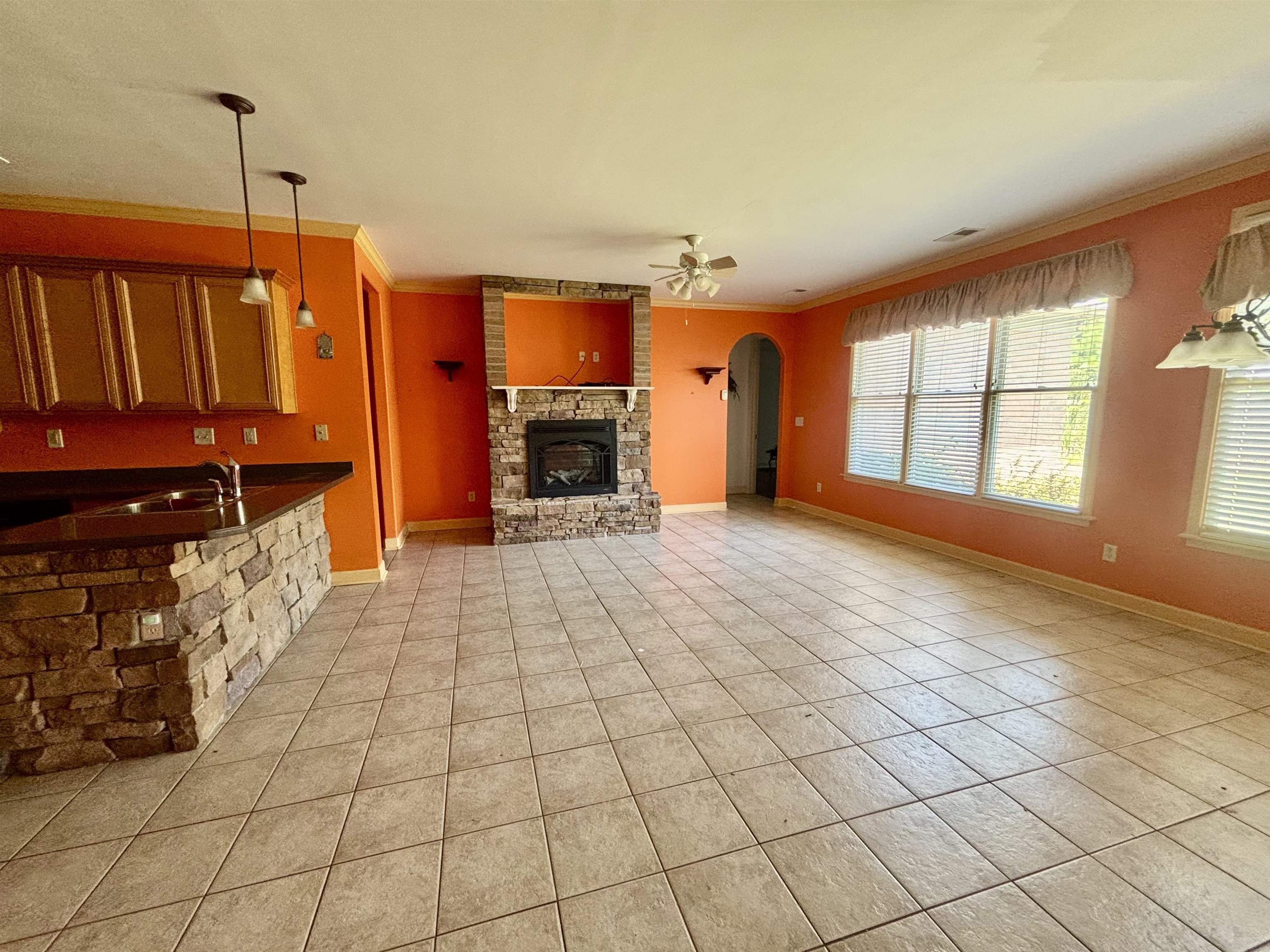10206 Herons Landing Cv Property Photo 8